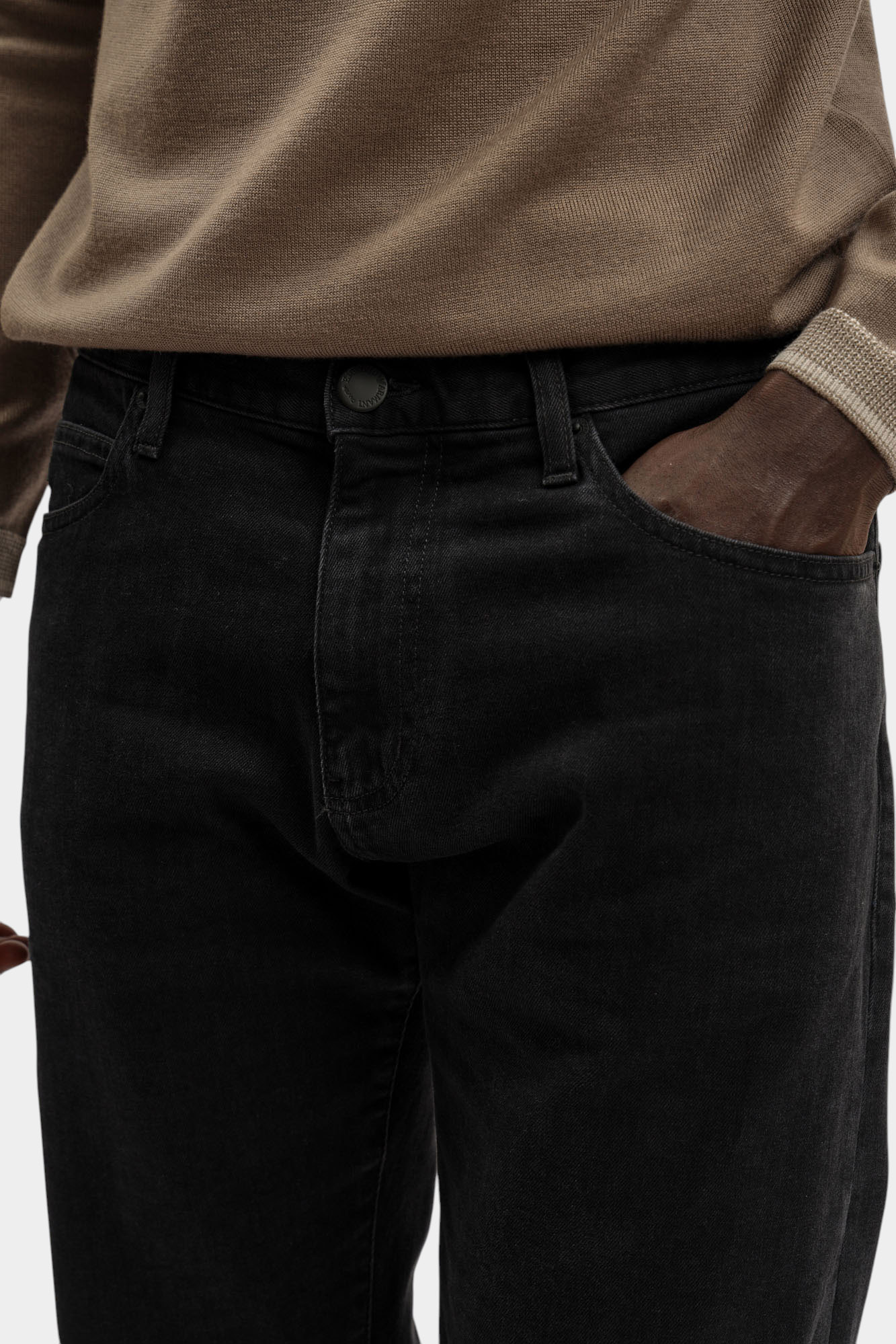 EM001370_ AF1411 Джинсы Emporio Armani Серый