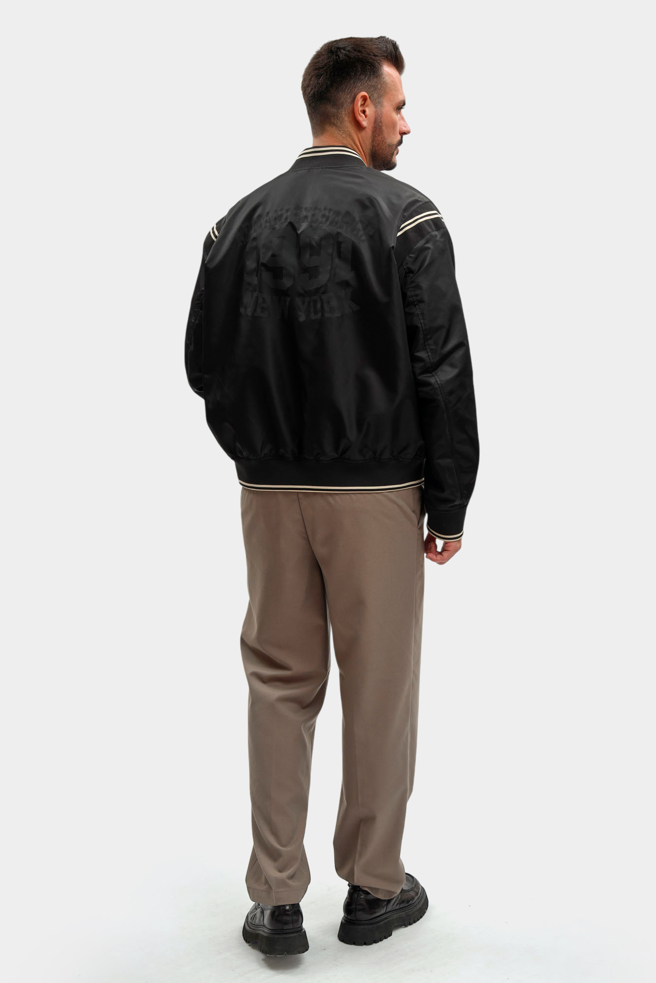 XM002017_AF19828 Бомбер Armani Exchange Черный