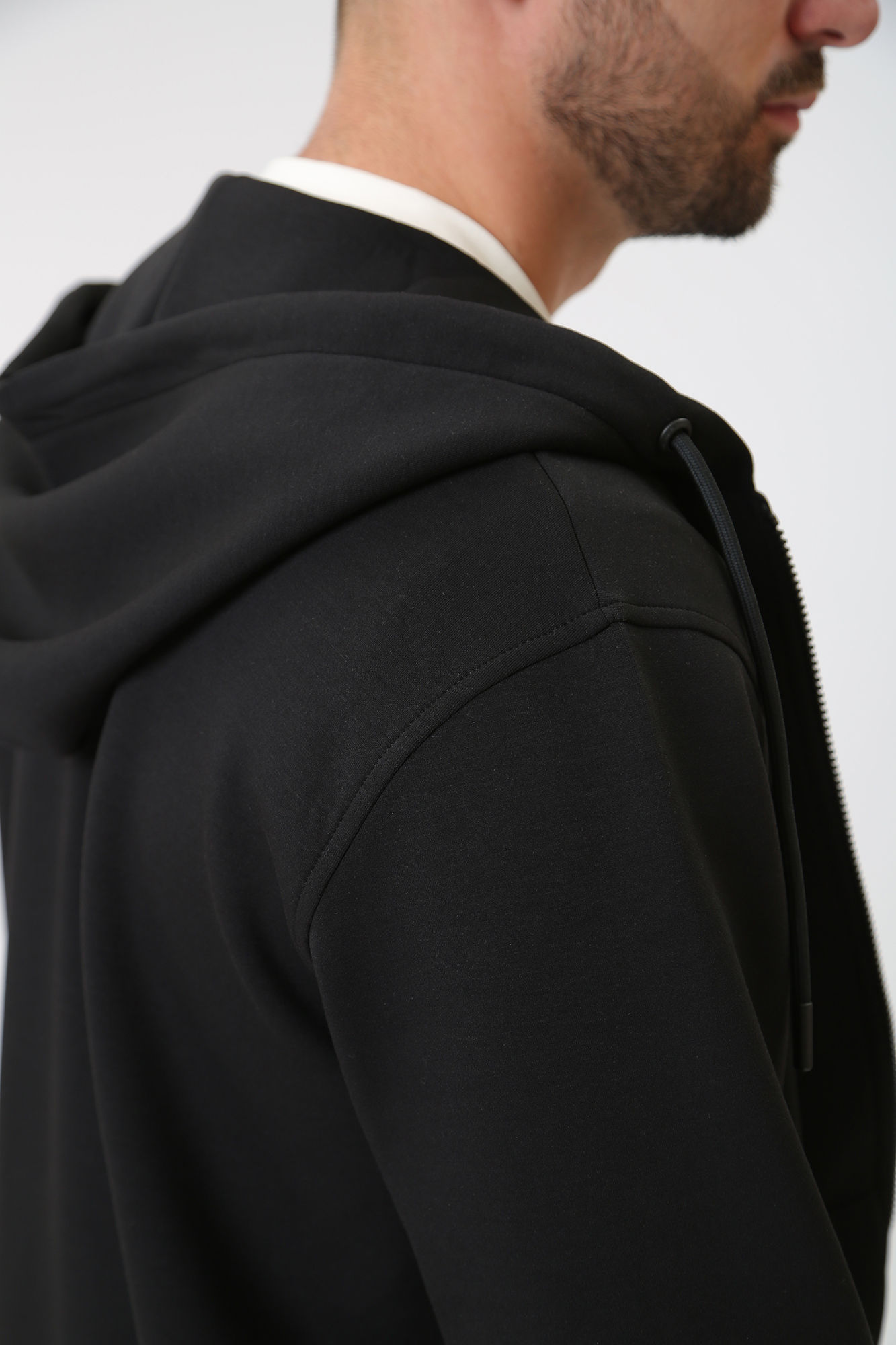 533902_705074 Толстовка с капюшоном Karl Lagerfeld Черный