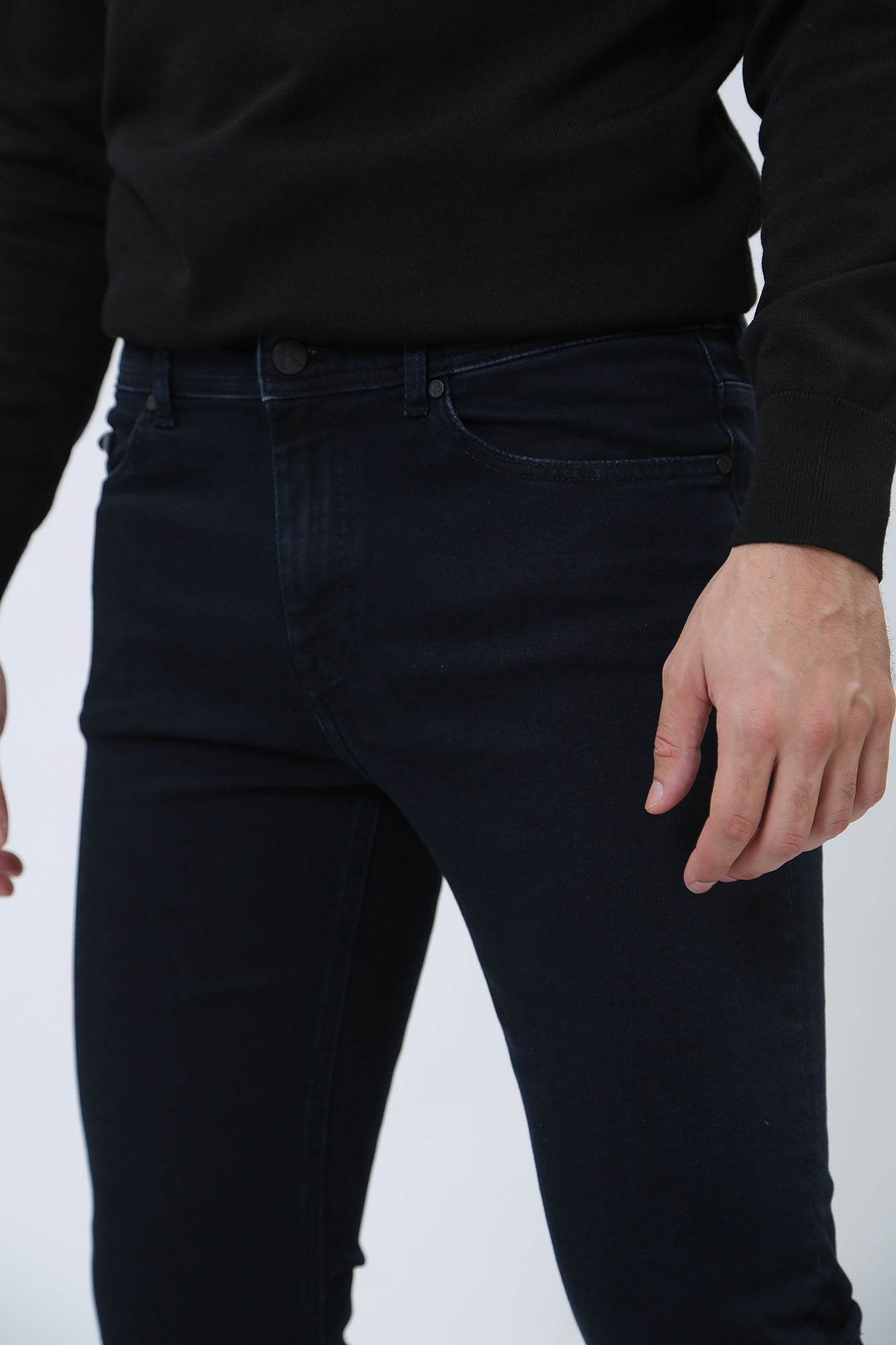 541830_265840 Брюки джинсовые Karl Lagerfeld Синий