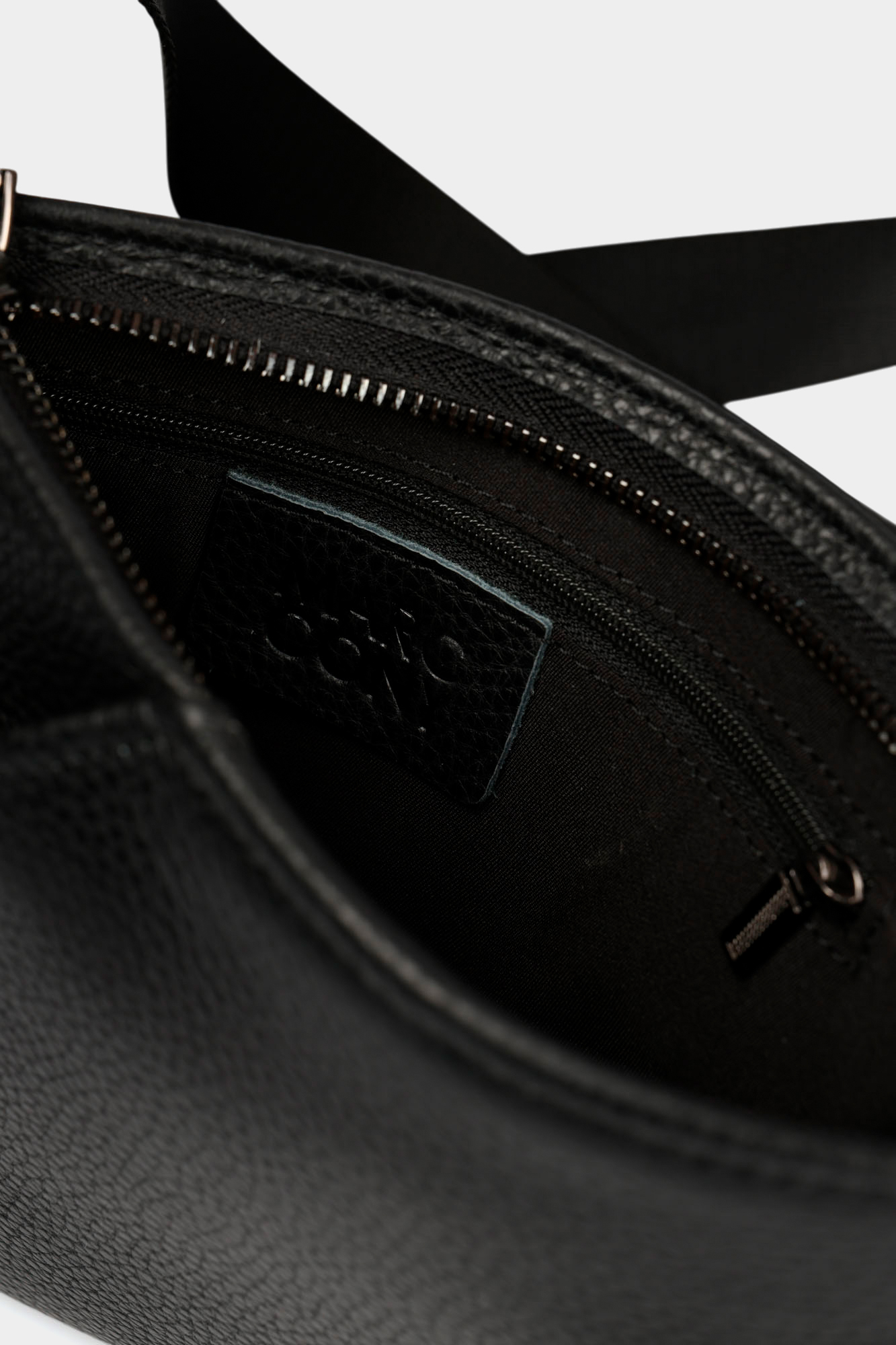 116-624-11-4 Рюкзак Marc Cony Черный