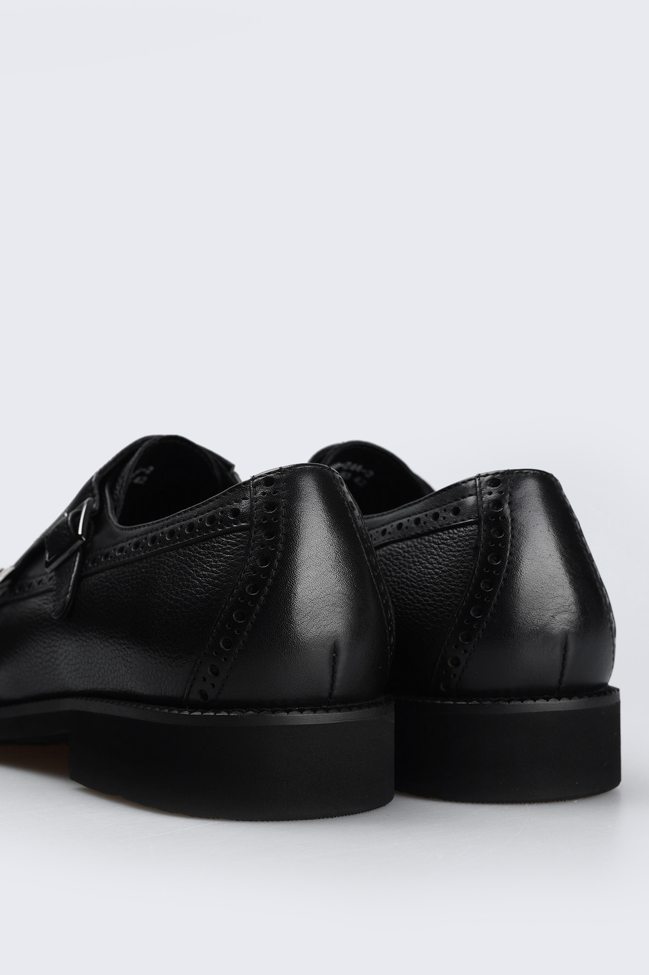 CC296_Z44-2-A Туфли Marc Cony Черный