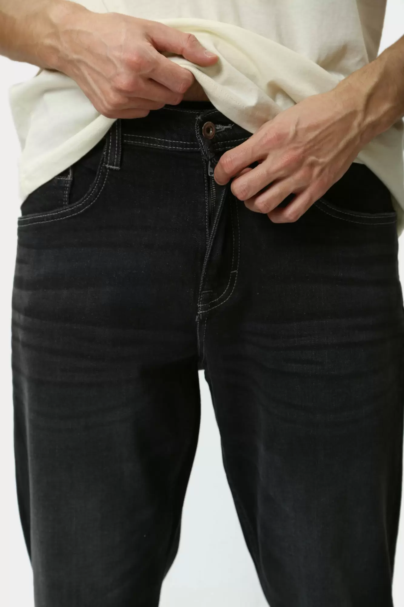 1015875-4000 Джинсы Mustang Черный