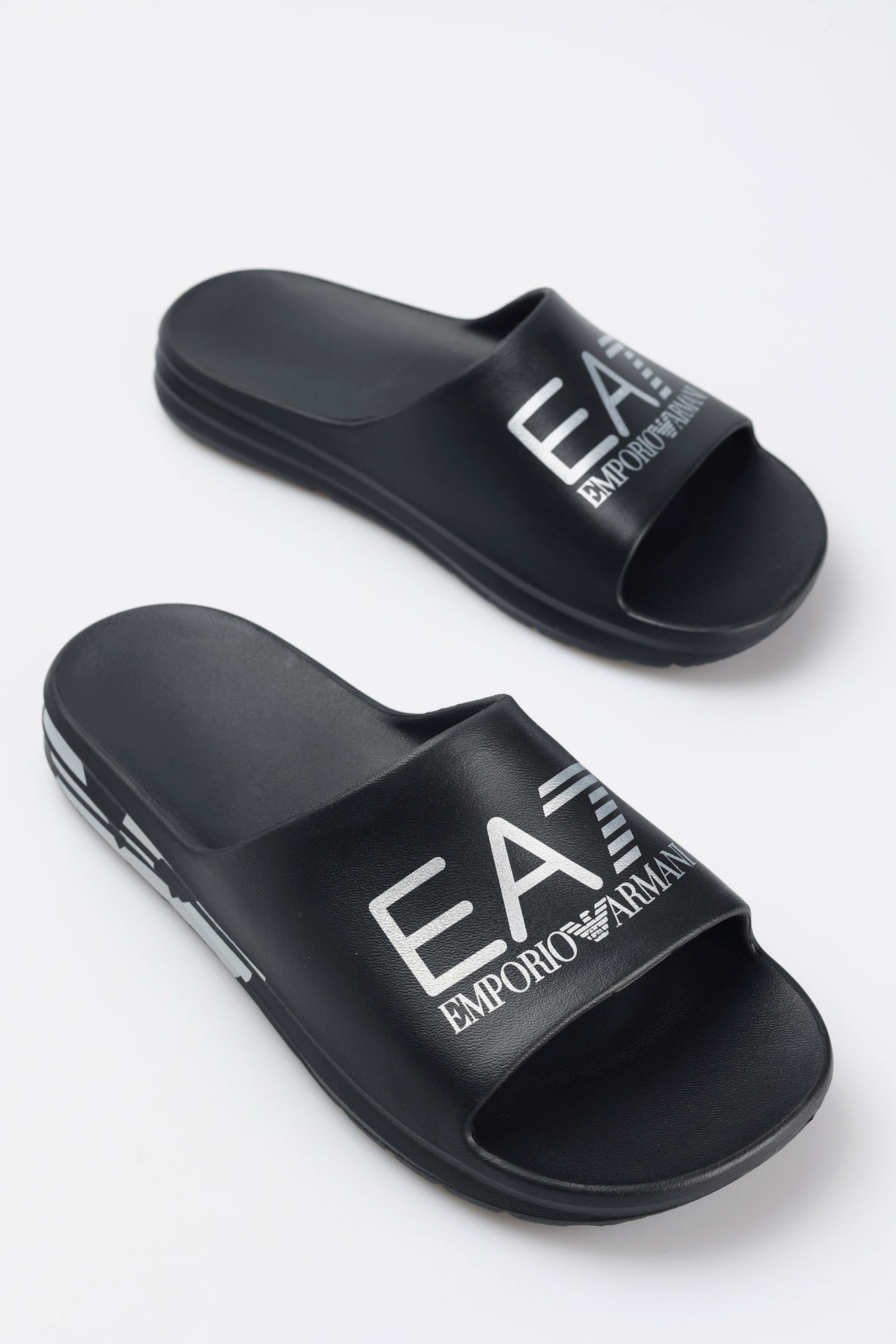XBP008_XK337_N763 Шлепанцы EA7 Черный