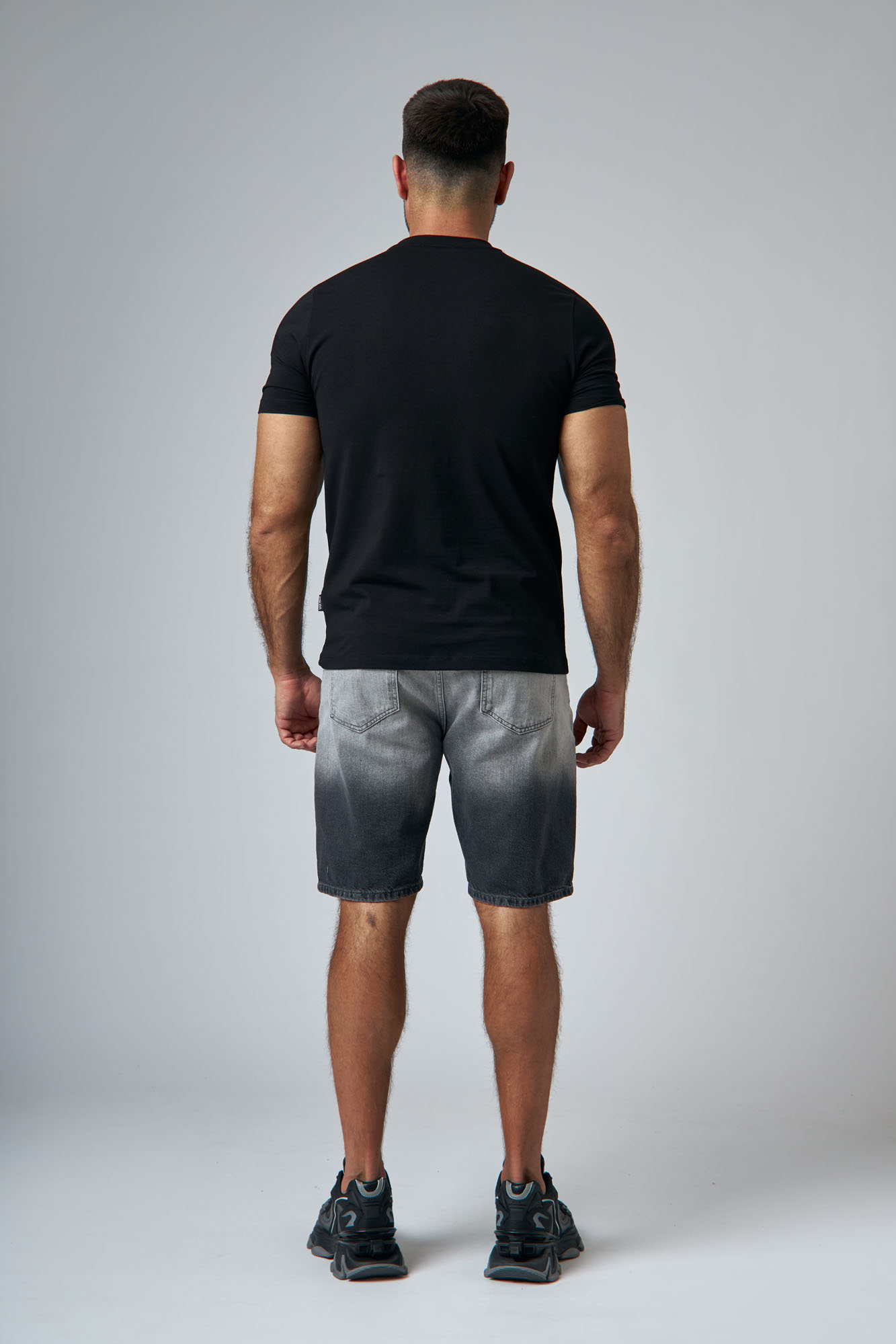 VM-ERK-22-425 Футболка Van Mich Черный