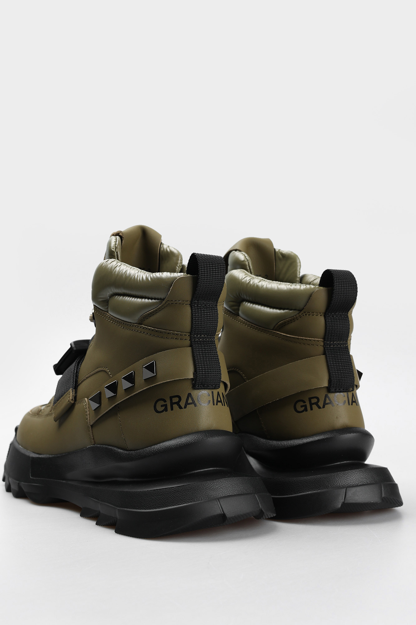 S2238-75 Ботинки Graciana Хаки