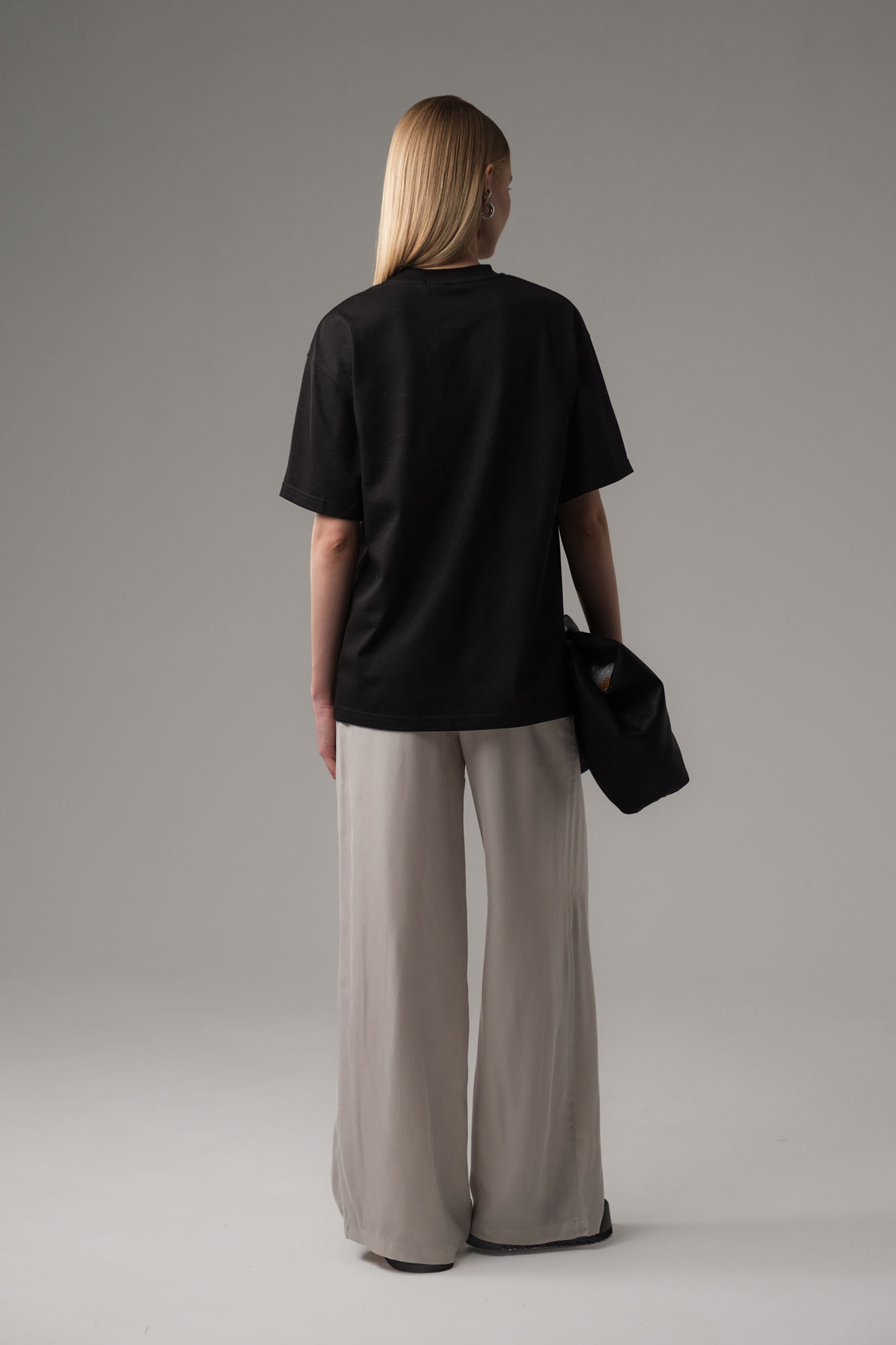 W-251-P-22-0164 футболка the hills