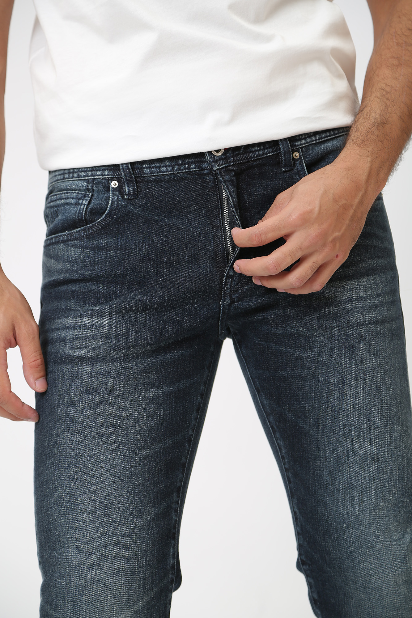 6RZJ13_Z28LZ Джинсы Armani Exchange Синий