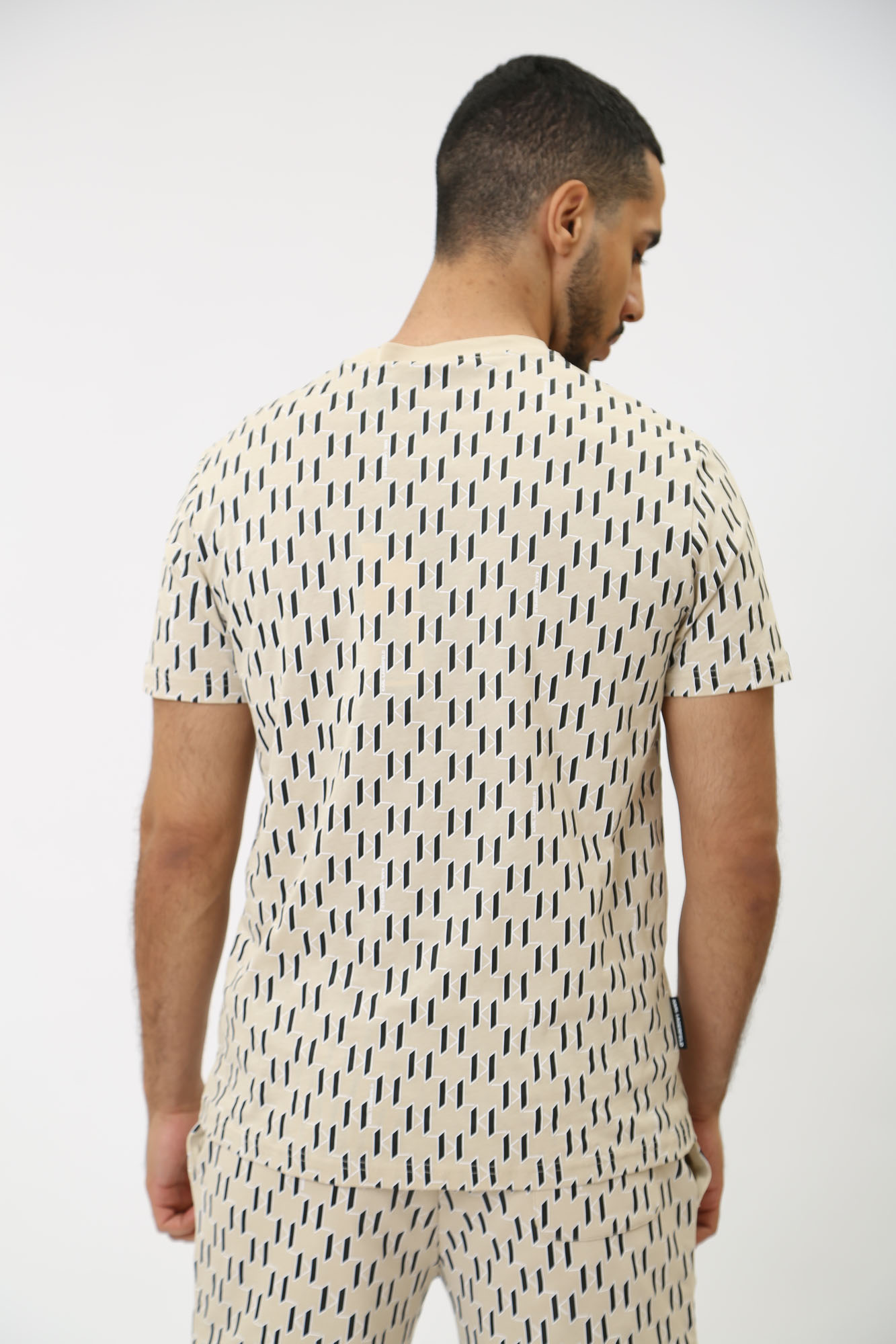 542251_755074 Футболка Karl Lagerfeld Бежевый