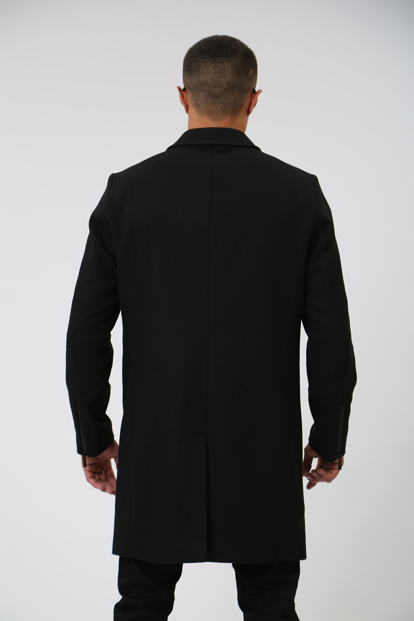 533799_455081 Пальто Karl Lagerfeld Черный