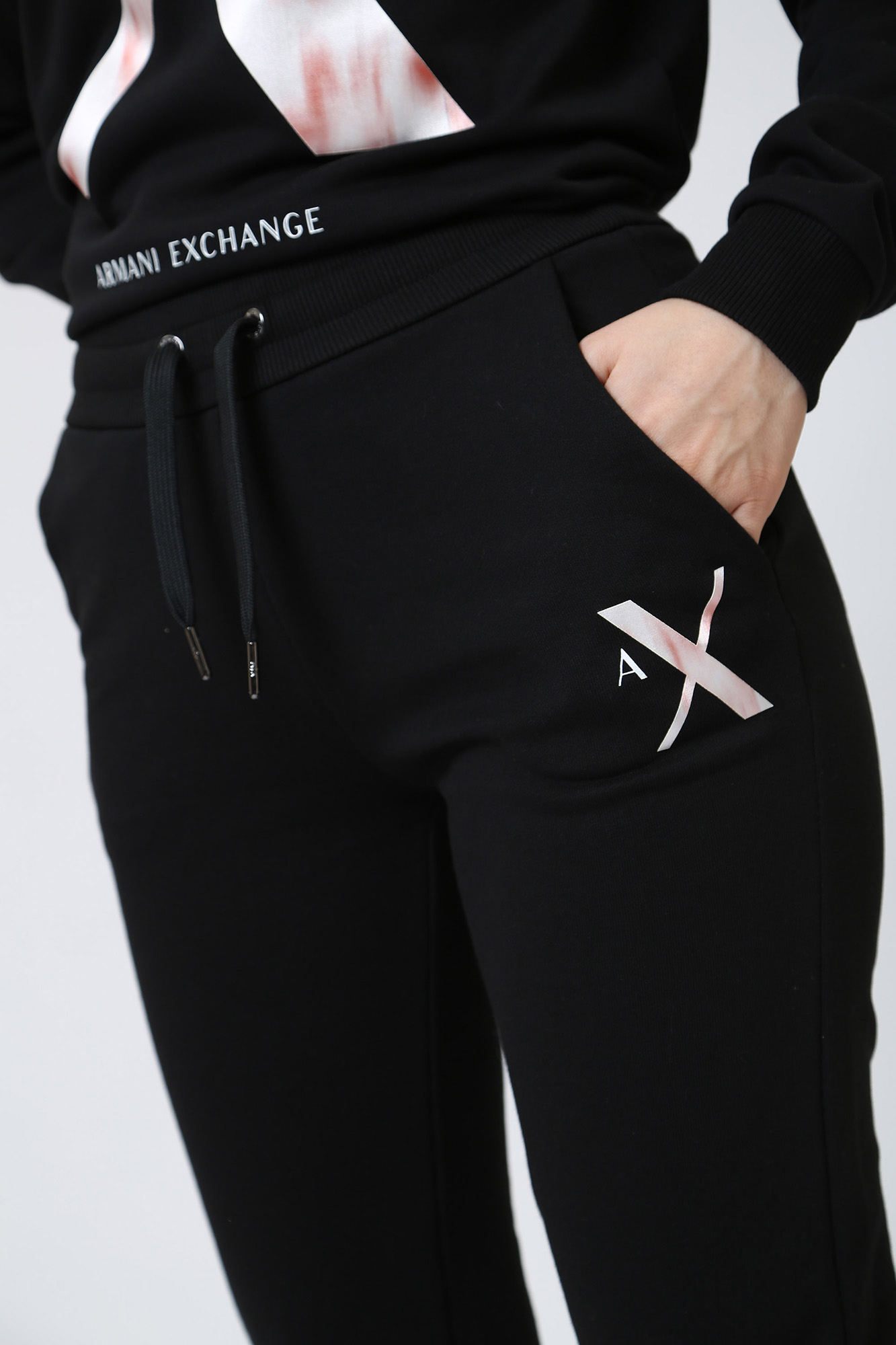 3RYPAB_YJ3NZ брюки спортивные armani exchange 
