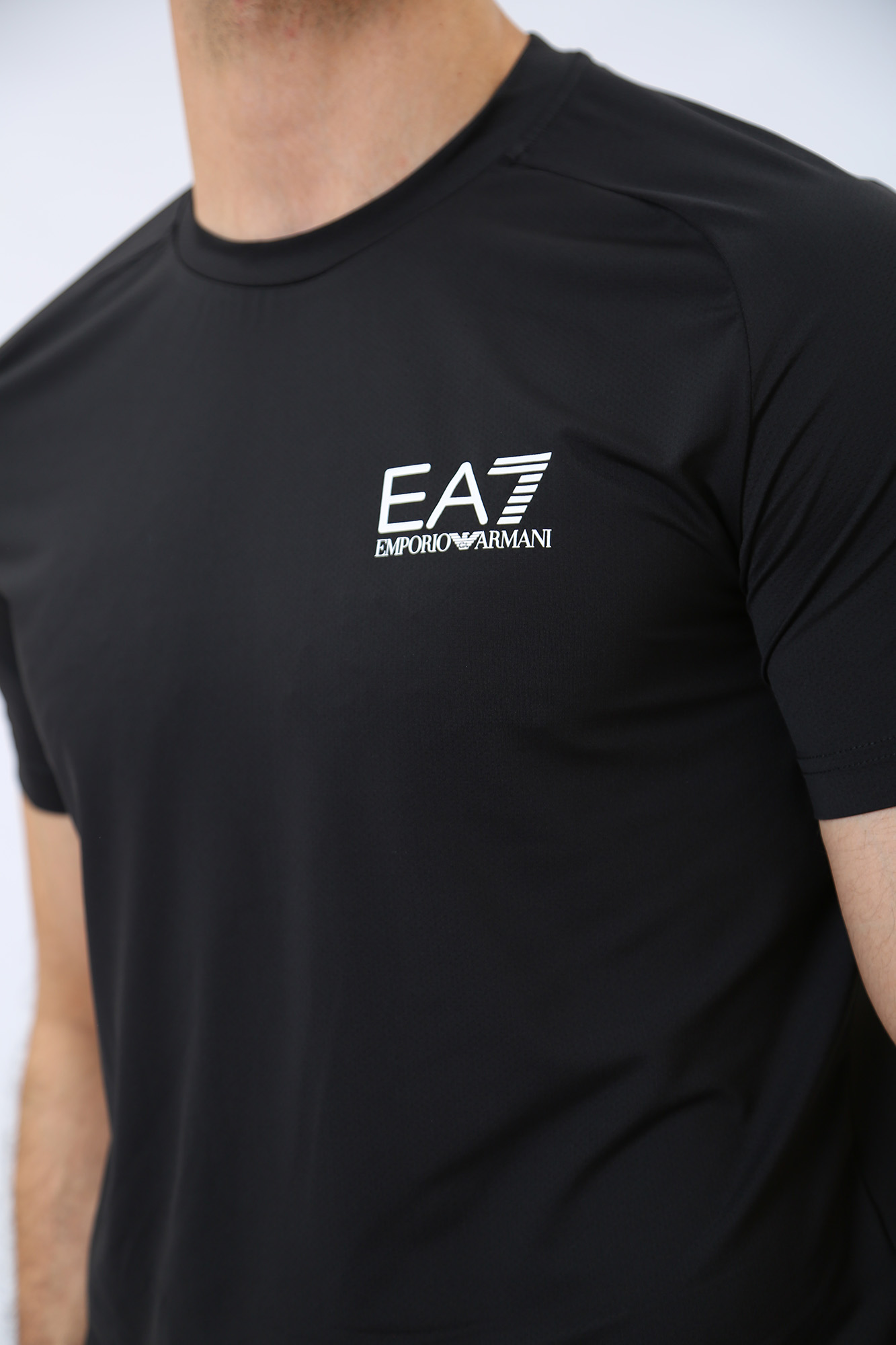 8NPT22_PJEMZ Футболка EA7 Черный