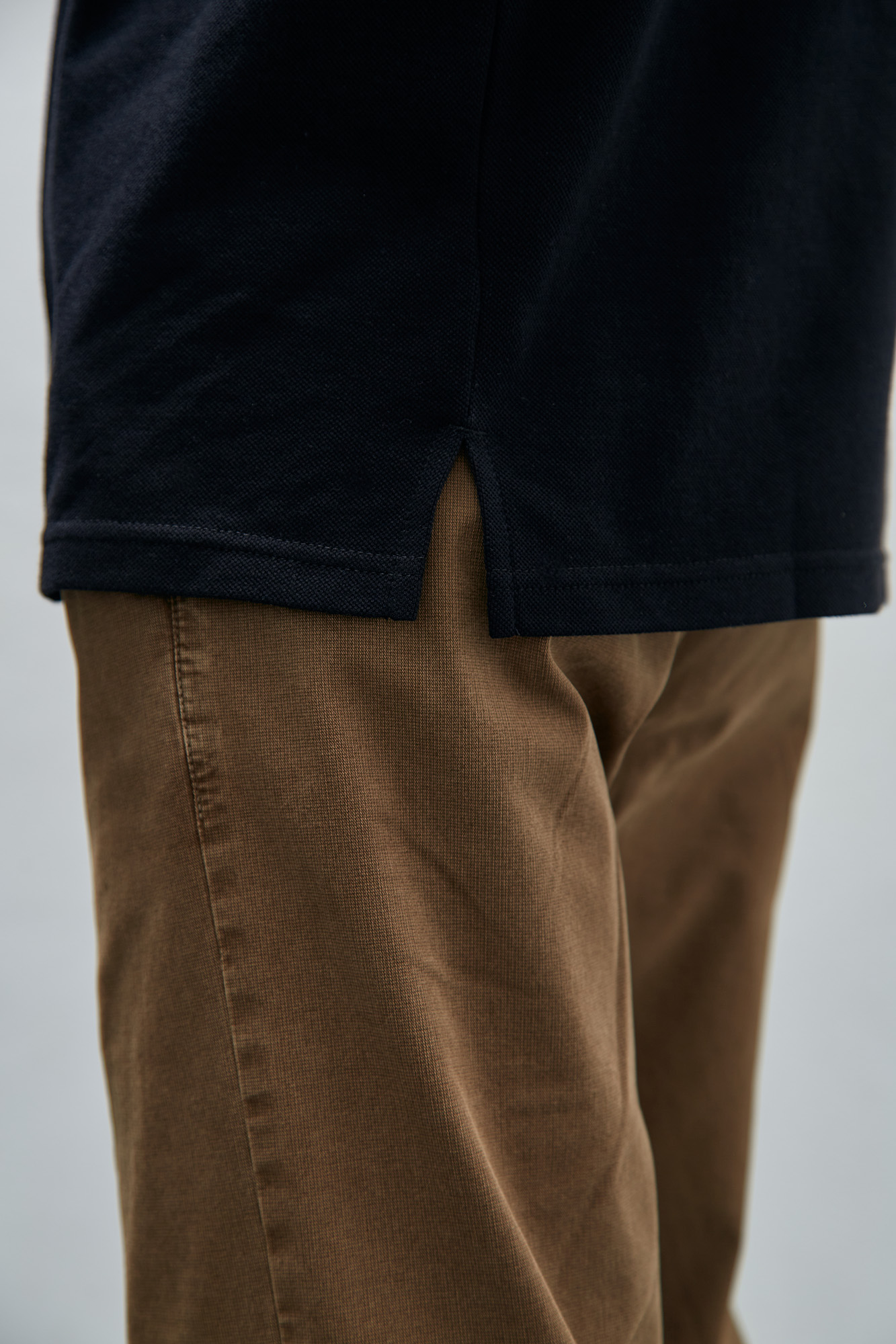 M-232-P-23-0069 Поло The Hills Черный