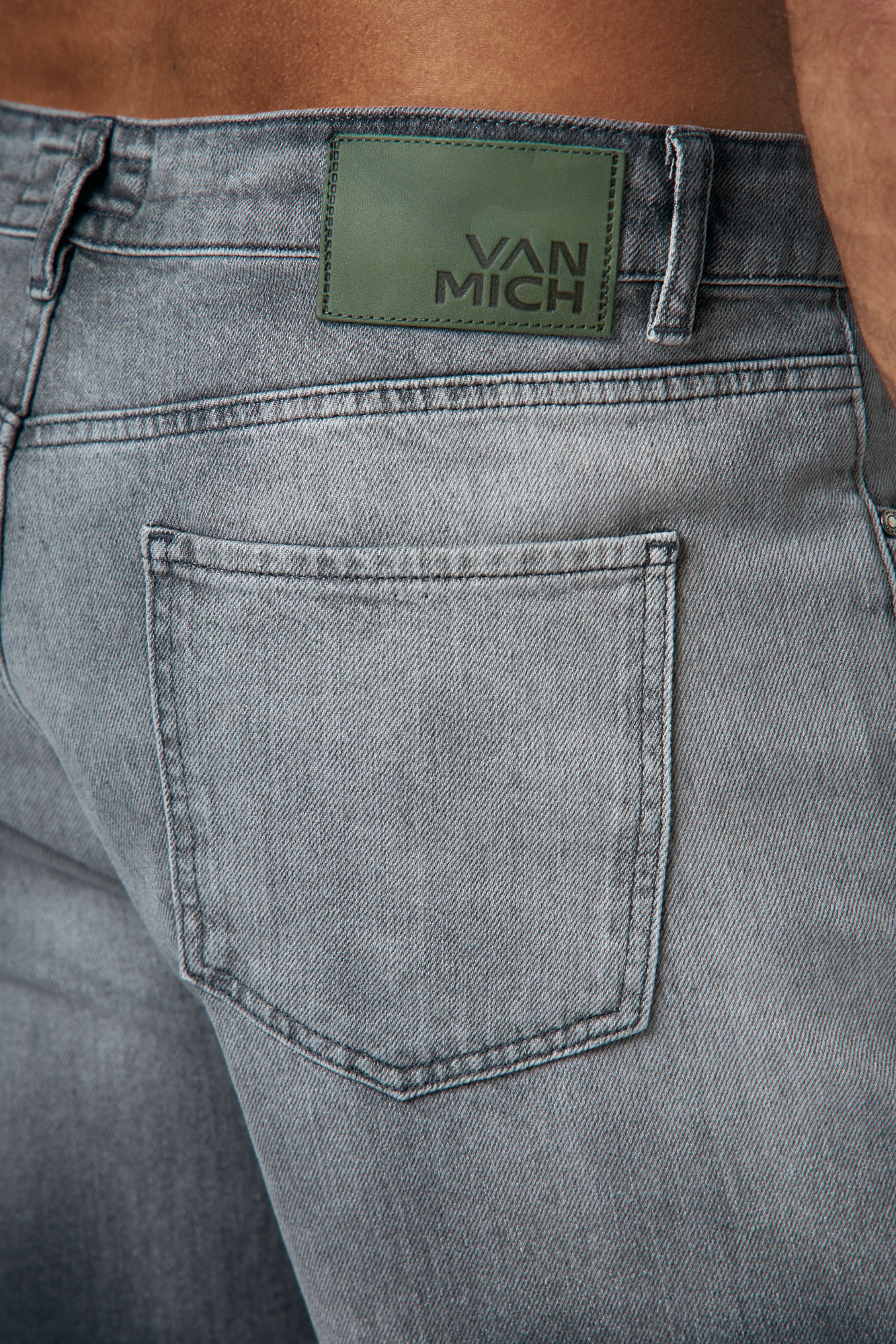 VM-OMA-33-439 Шорты джинсовые Van Mich Серый