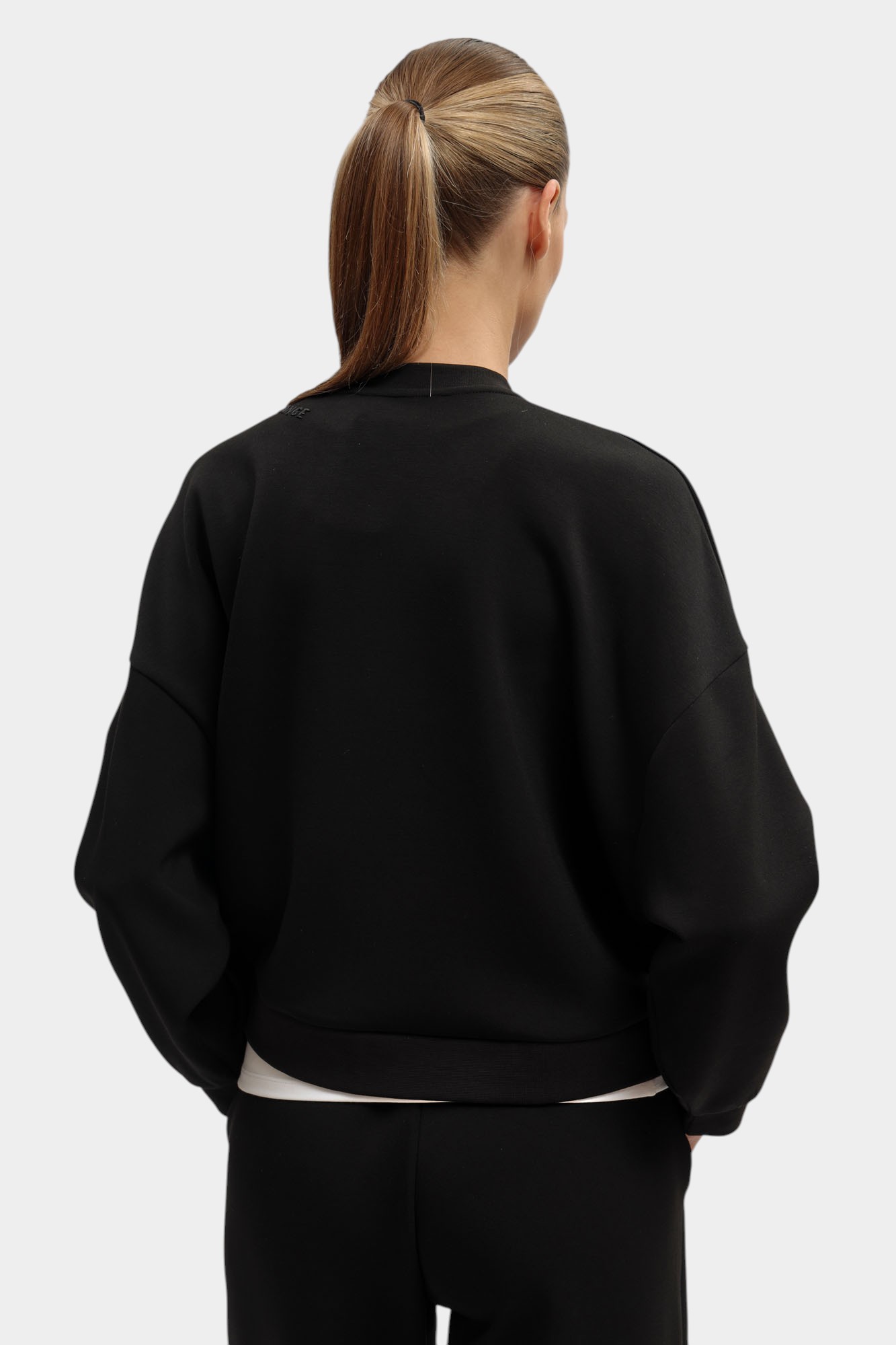 XW000740_AF16111 свитшот armani exchange 