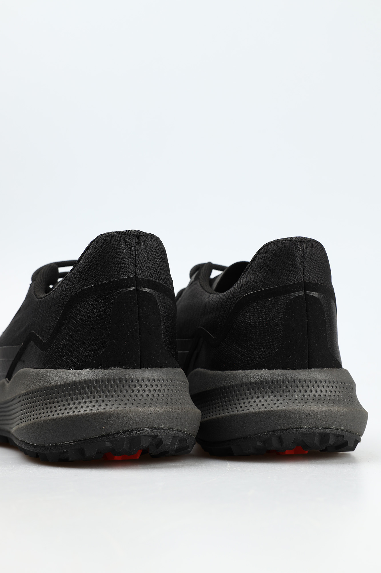 U26FLA00011C9 Кроссовки Geox Черный