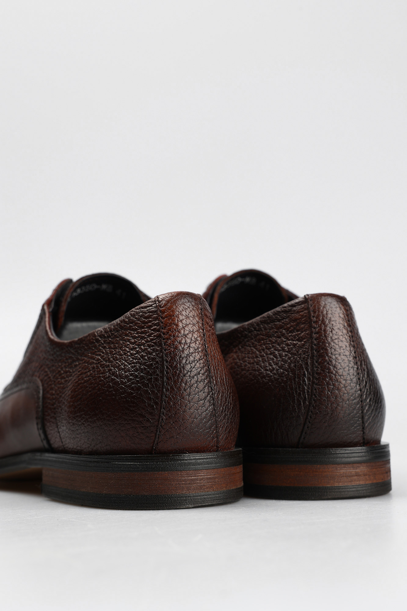 MC13350-MB/10 без подкладки Полуботинки муж кожа р Туфли Marc Cony Оранжевый