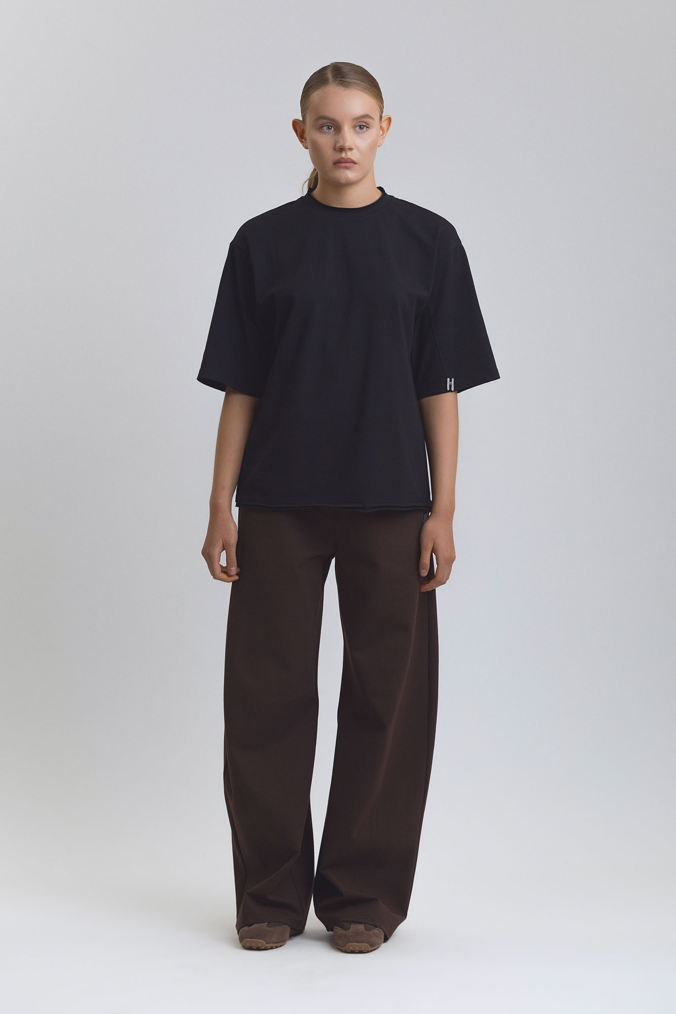 W-252-THT-22-0106 футболка the hills