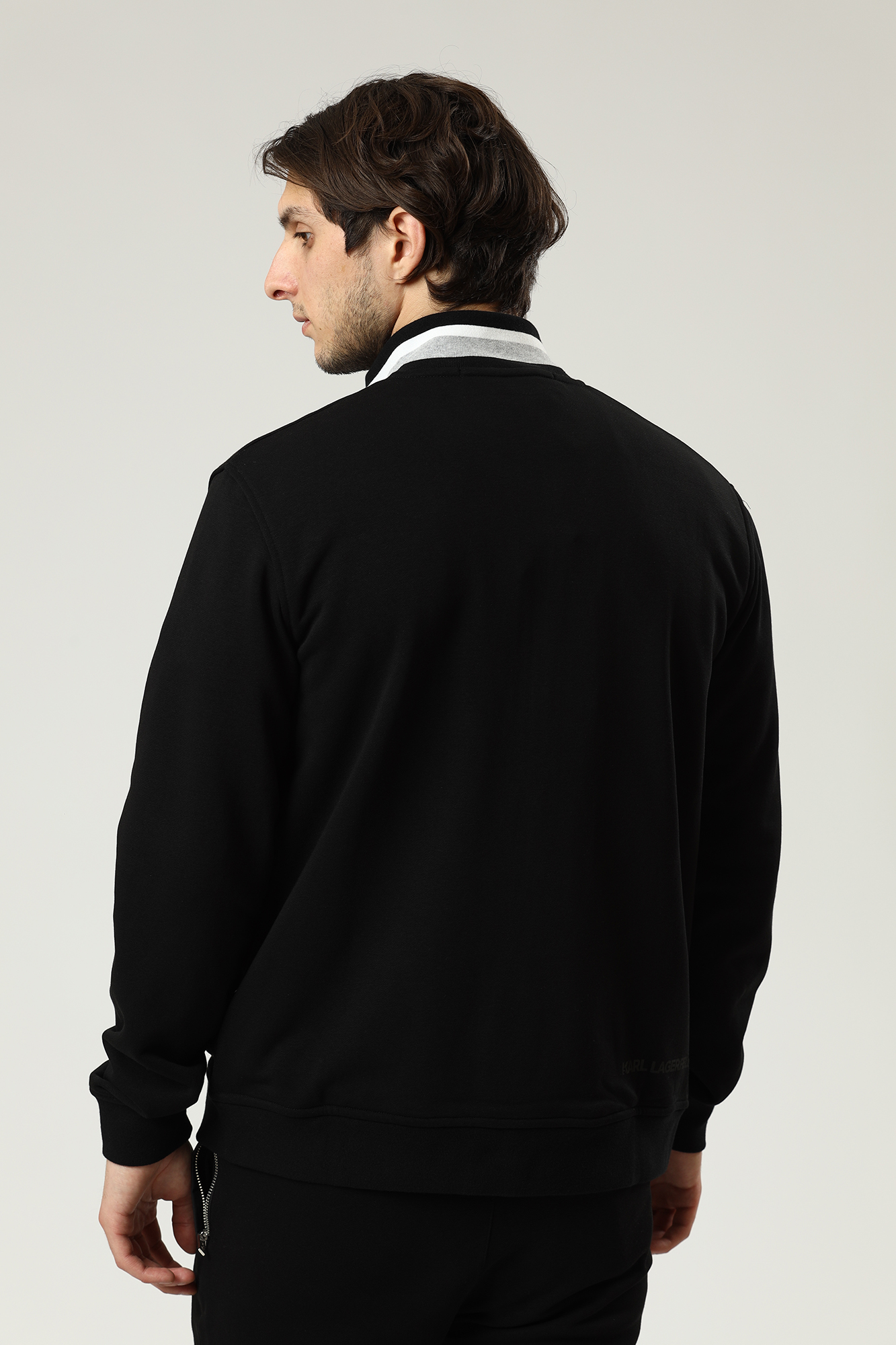 521900_705081 Тректоп Karl Lagerfeld Черный