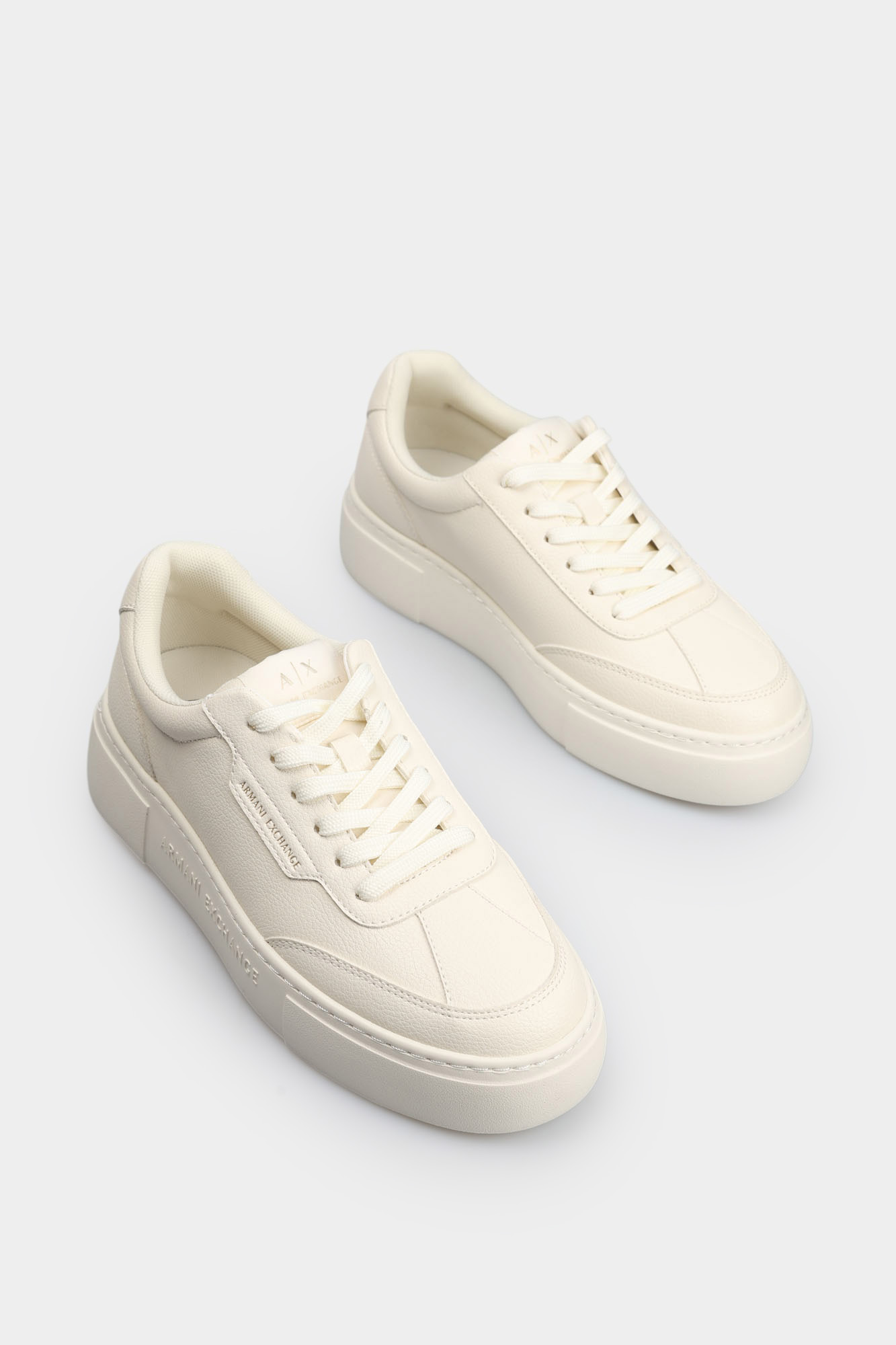 XW001662_AF17351 Кеды Armani Exchange Белый