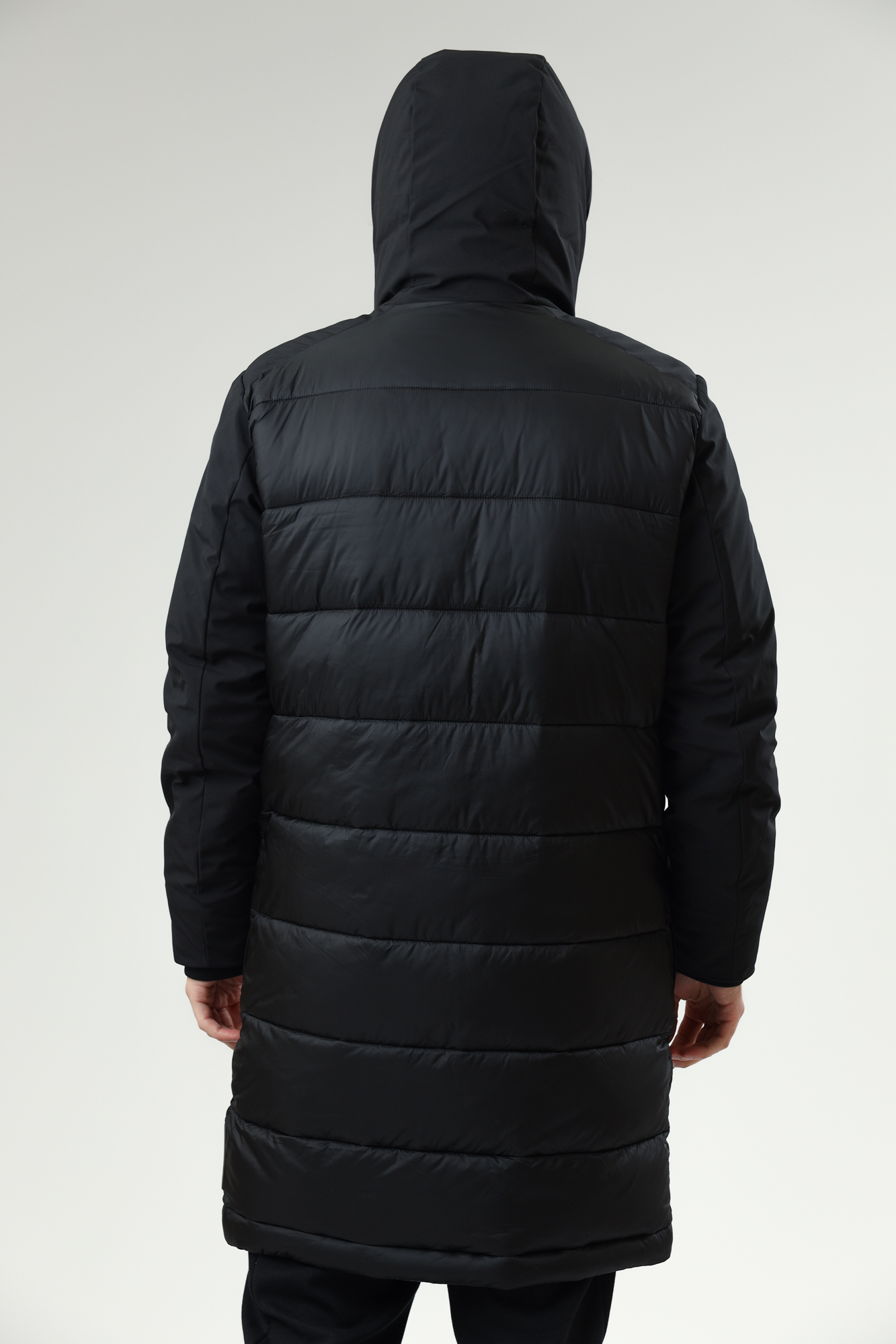 30029369_10012300 Пальто пуховое Strellson Черный