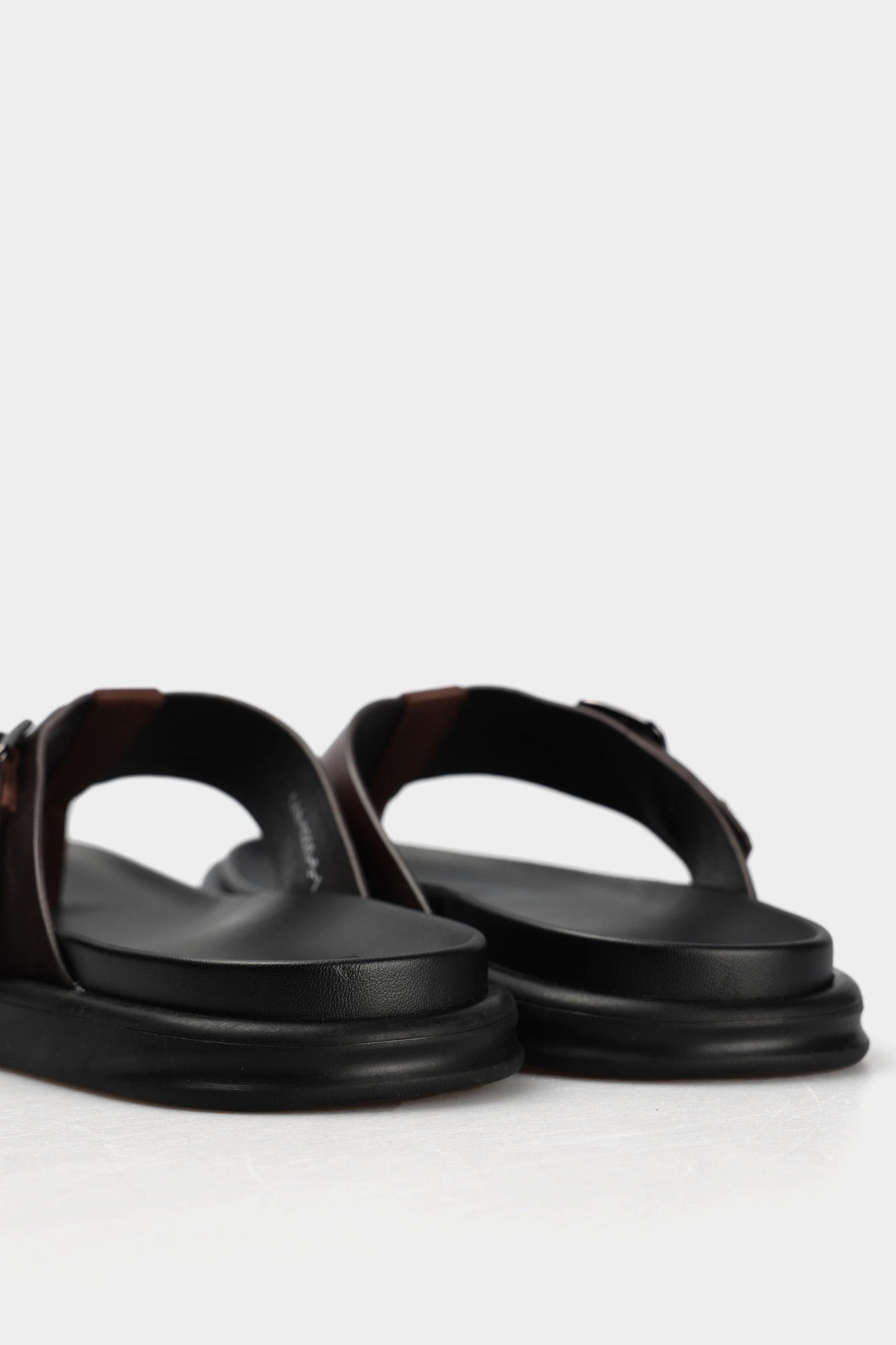 GAM-8220-5 Шлепки Graciana Коричневый