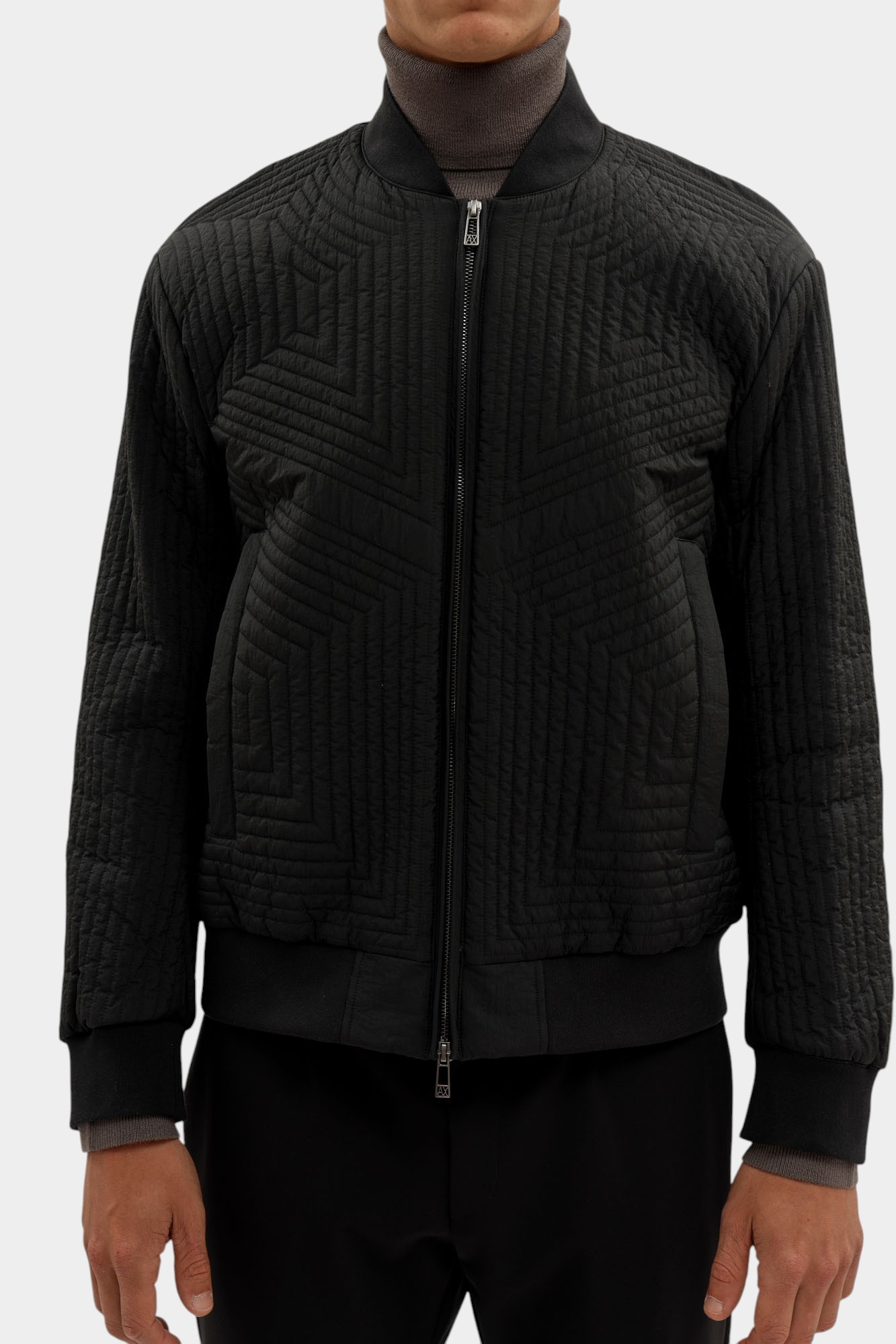 XM001101_AF16343 Бомбер Armani Exchange Черный