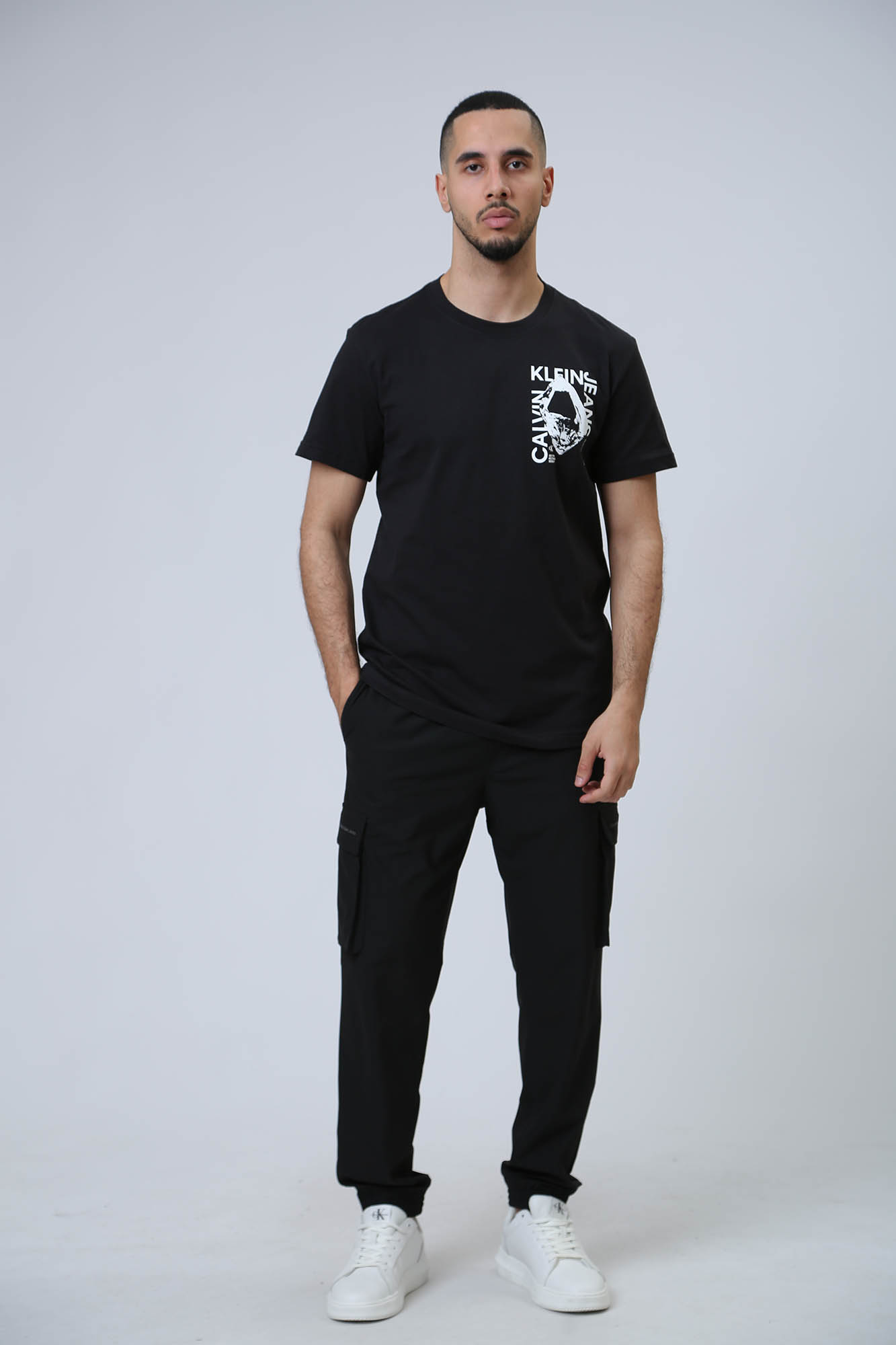 J30J324640 Футболка Calvin Klein Jeans Черный