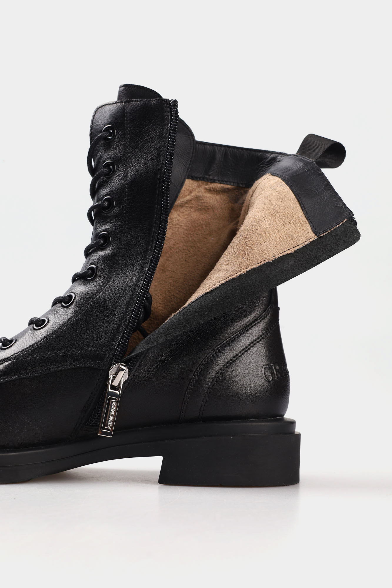 S8-2181-1 Ботинки Graciana Черный