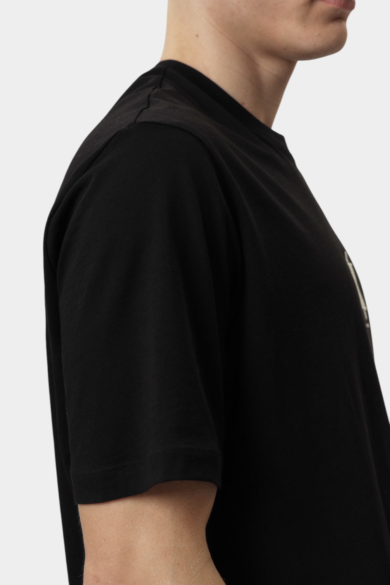 XM000363_AF12308 Футболка Armani Exchange Черный