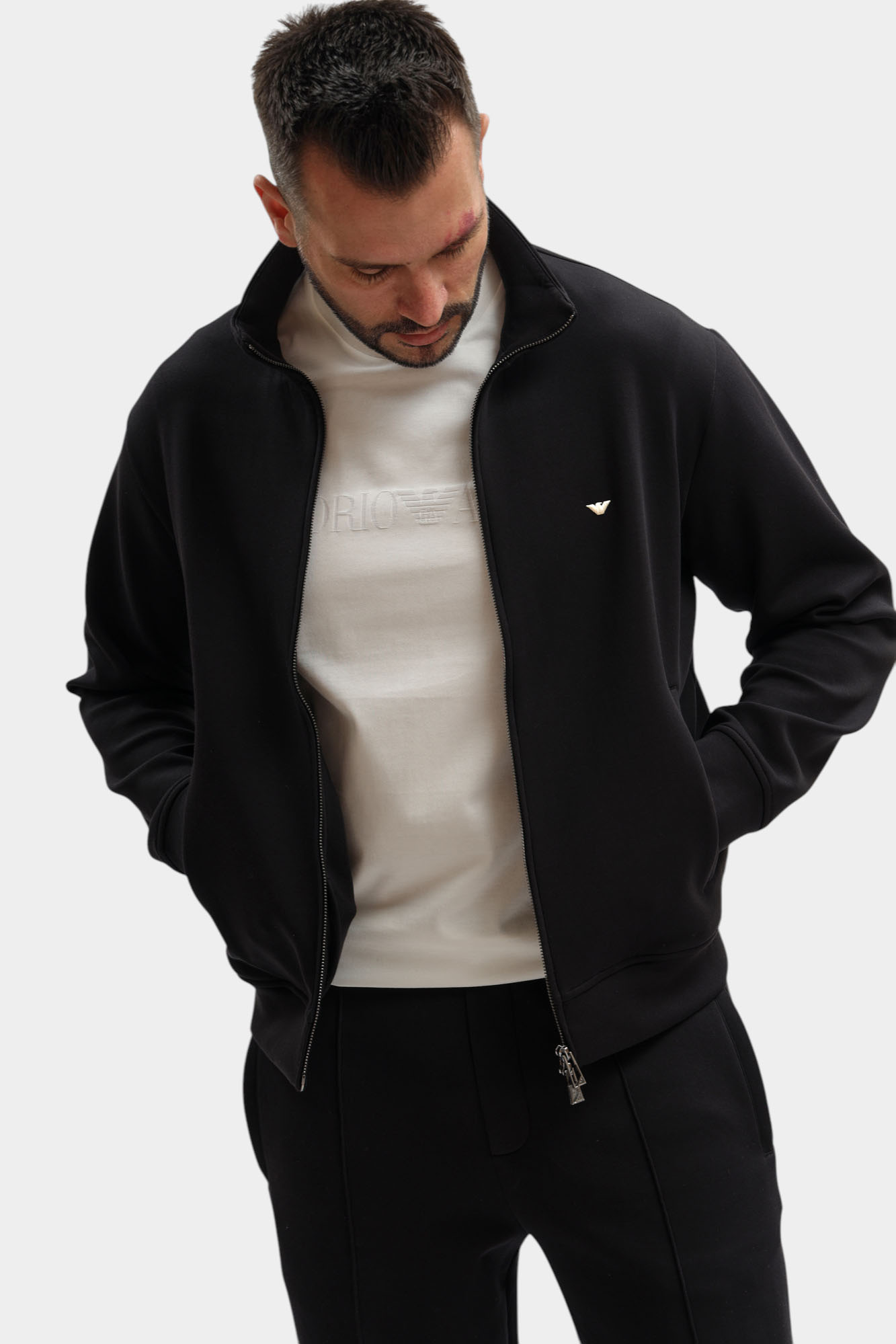 EM004536_AF10013 Толстовка Emporio Armani Черный