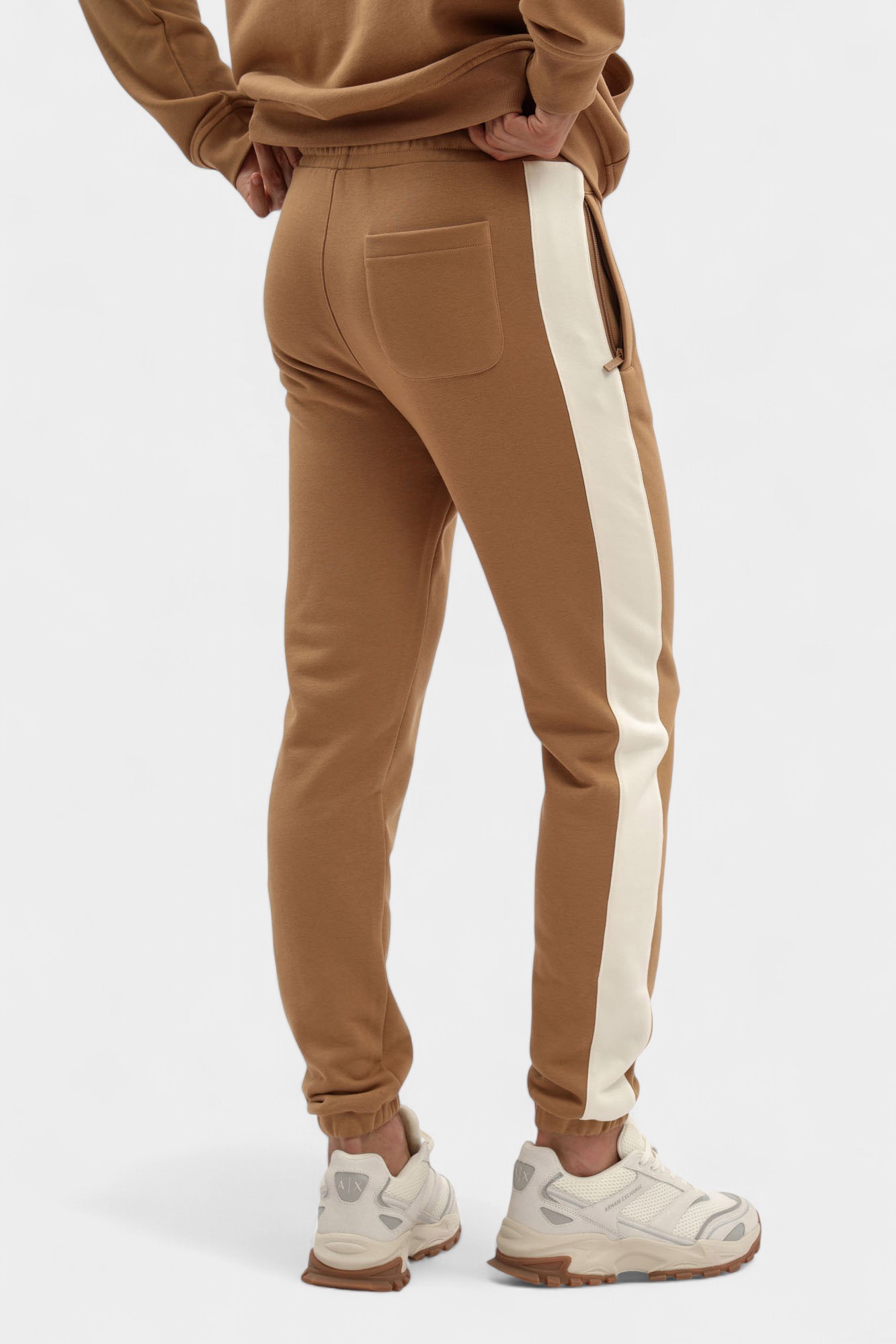 554910_705015 Брюки спортивные Karl Lagerfeld Коричневый