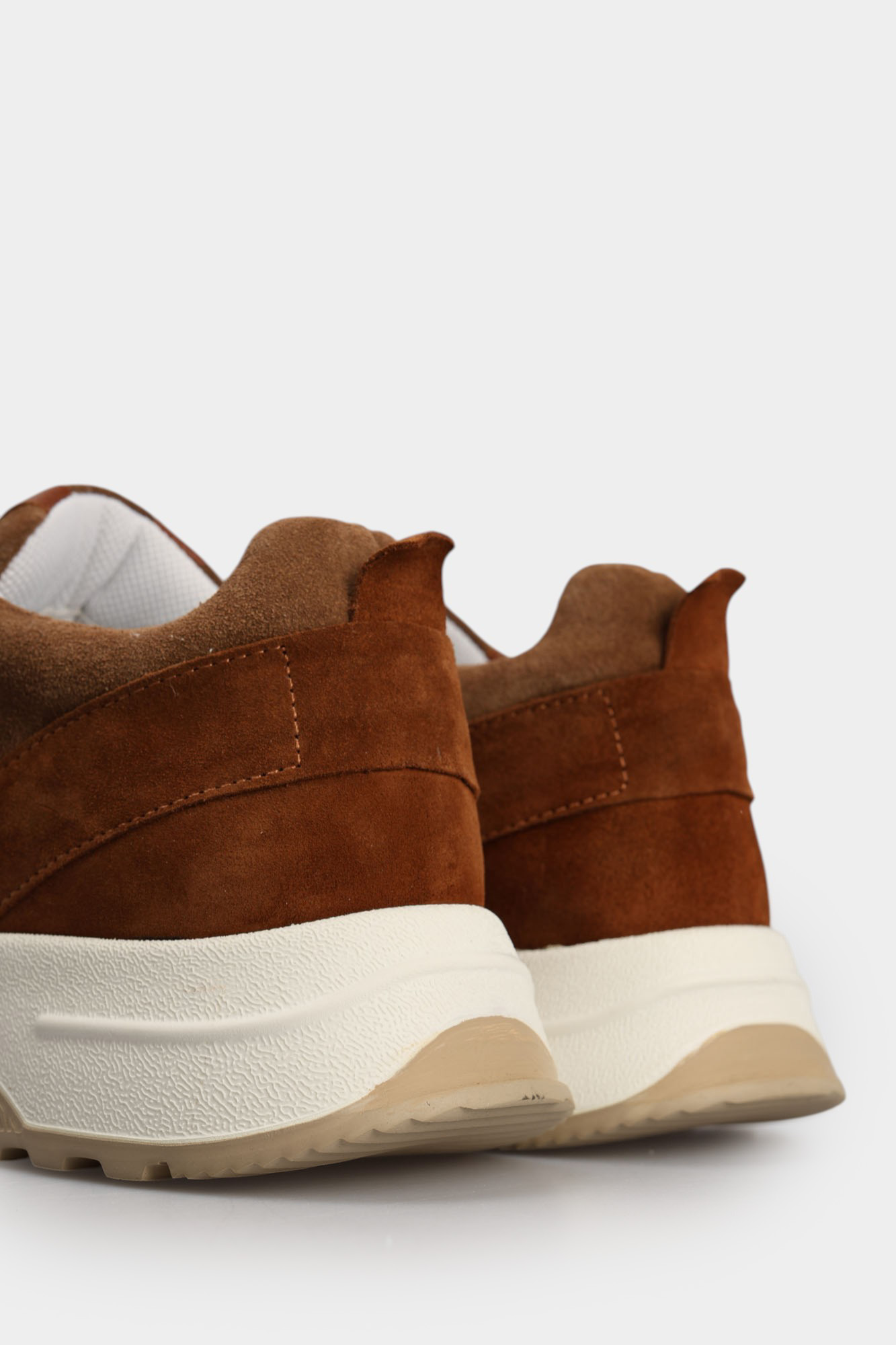 15-15100A260 Кроссовки Marc Cony Капучино