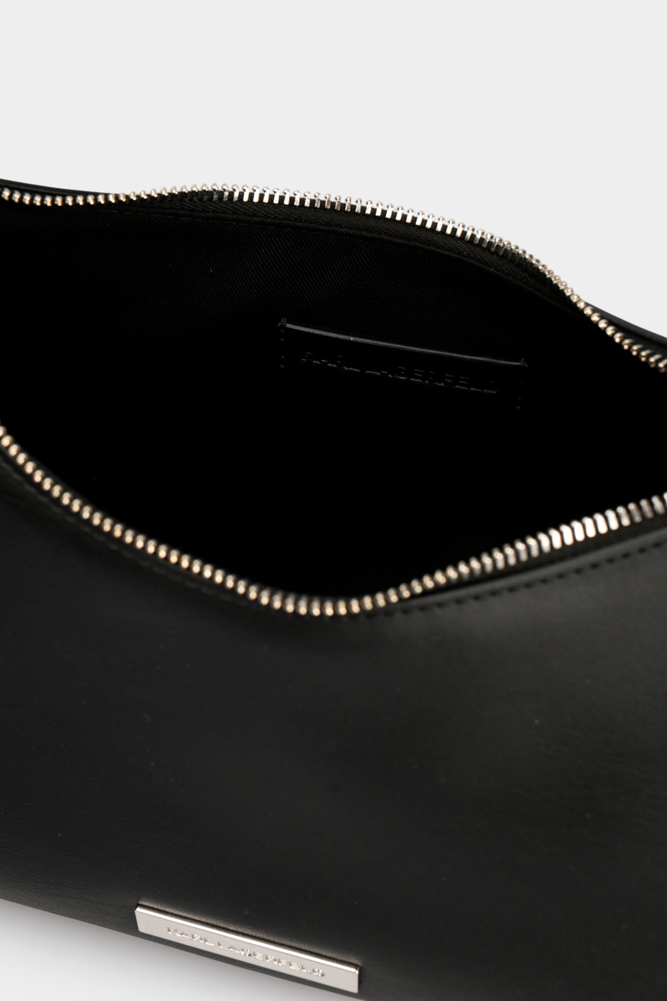 B1W30004 Сумкa Karl Lagerfeld Черный