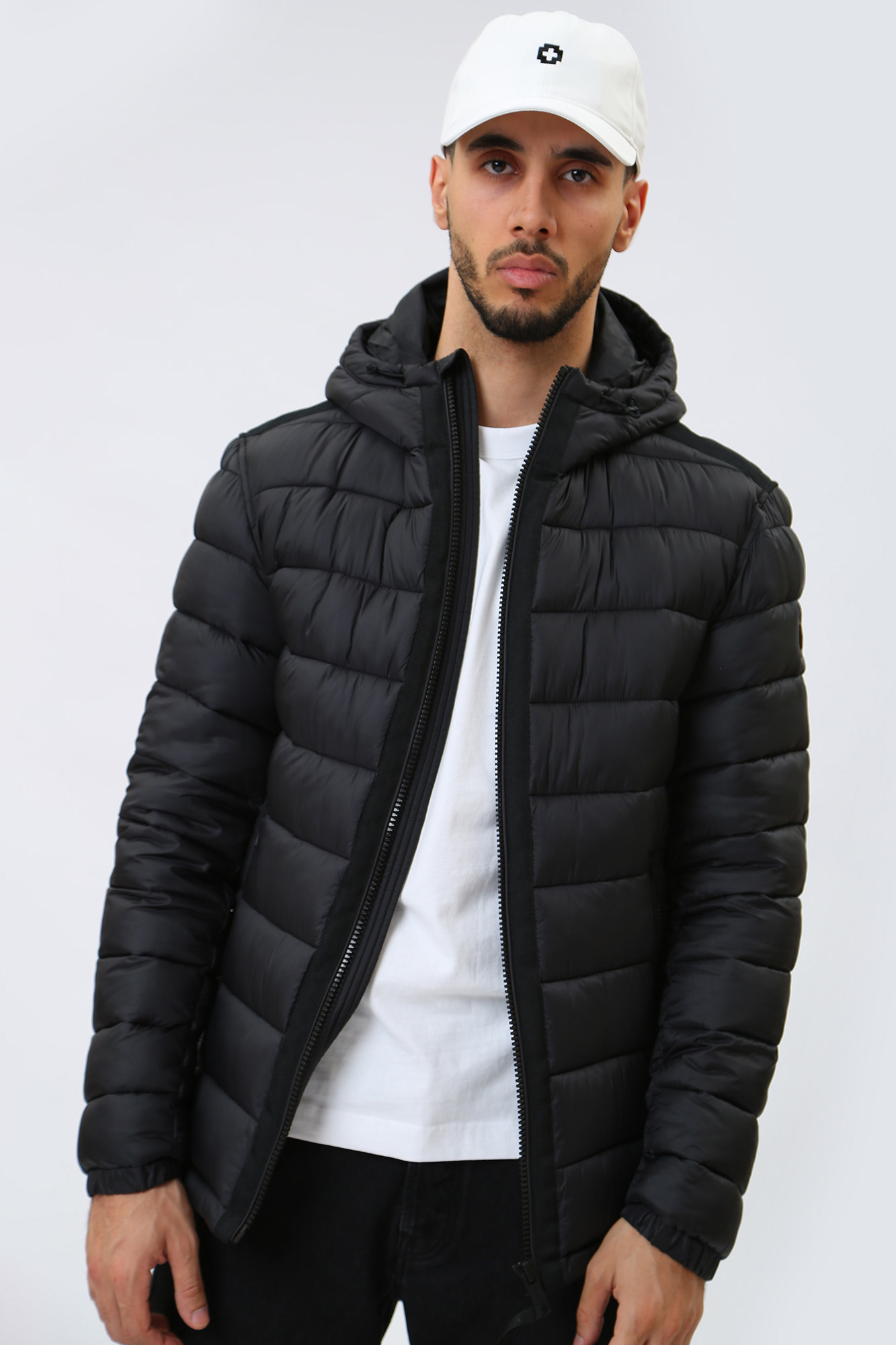 30037358_10015866 Куртка Strellson Черный