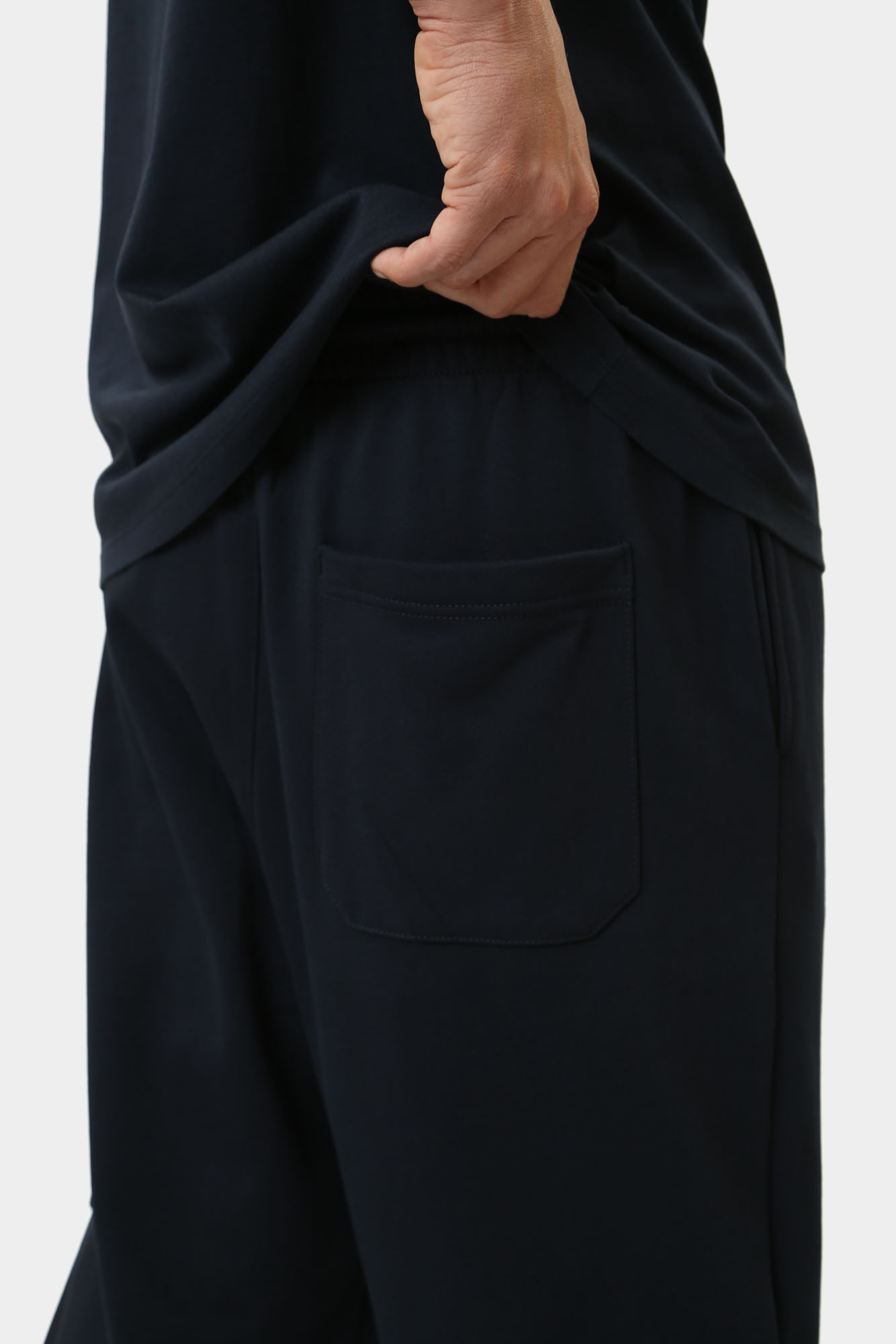 6DZPJH_ZJ4XZ Брюки спортивные Armani Exchange Синий