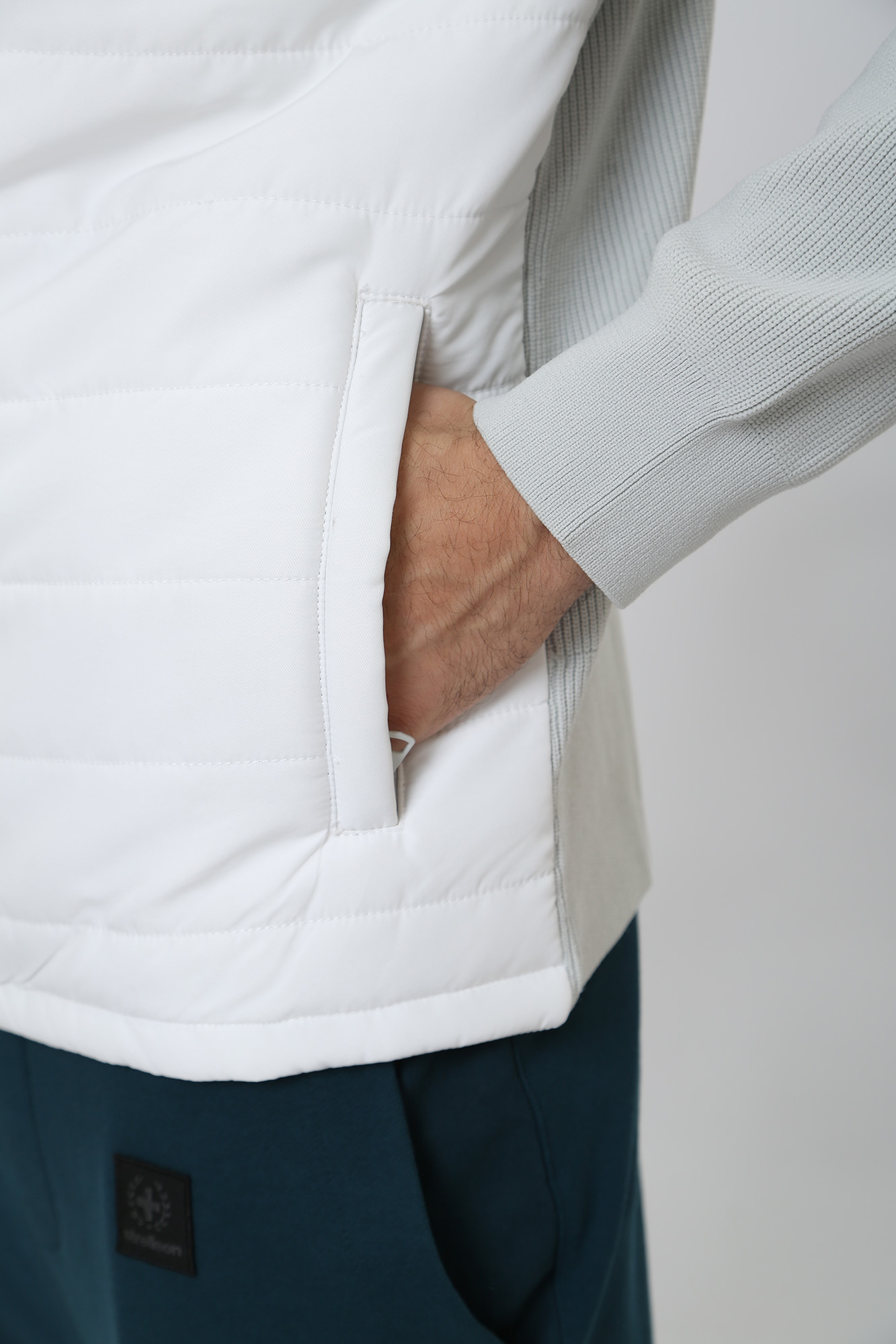 30034932_10014890 Куртка Strellson Белый