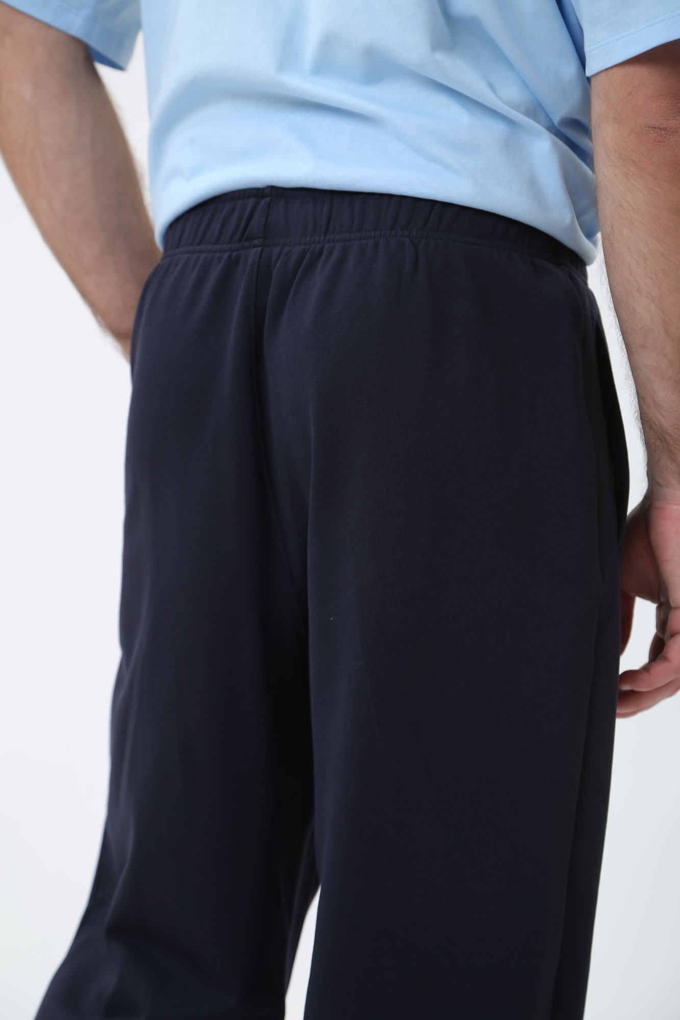 3DZPHK_ZJXRZ Брюки спортивные Armani Exchange Синий