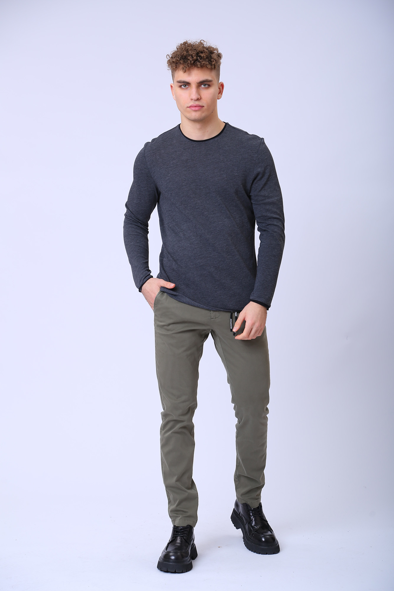 30018728_10008529 Лонгслив Strellson Черный