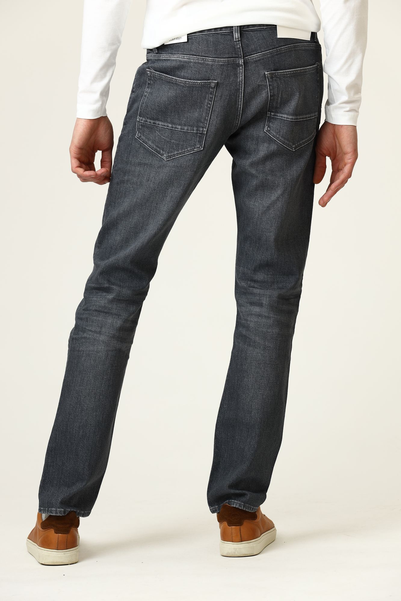 K10K102673_ Джинсы STRAIGHT Calvin Klein Jeans Серый