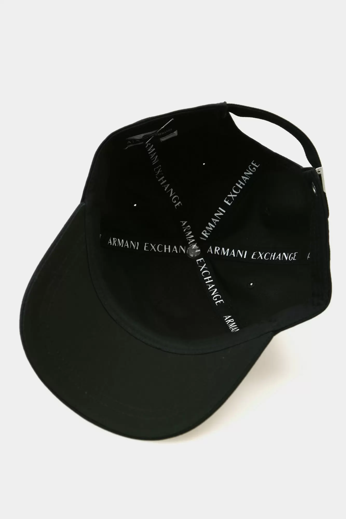 XW000083_AF10526 Кепка Armani Exchange Черный