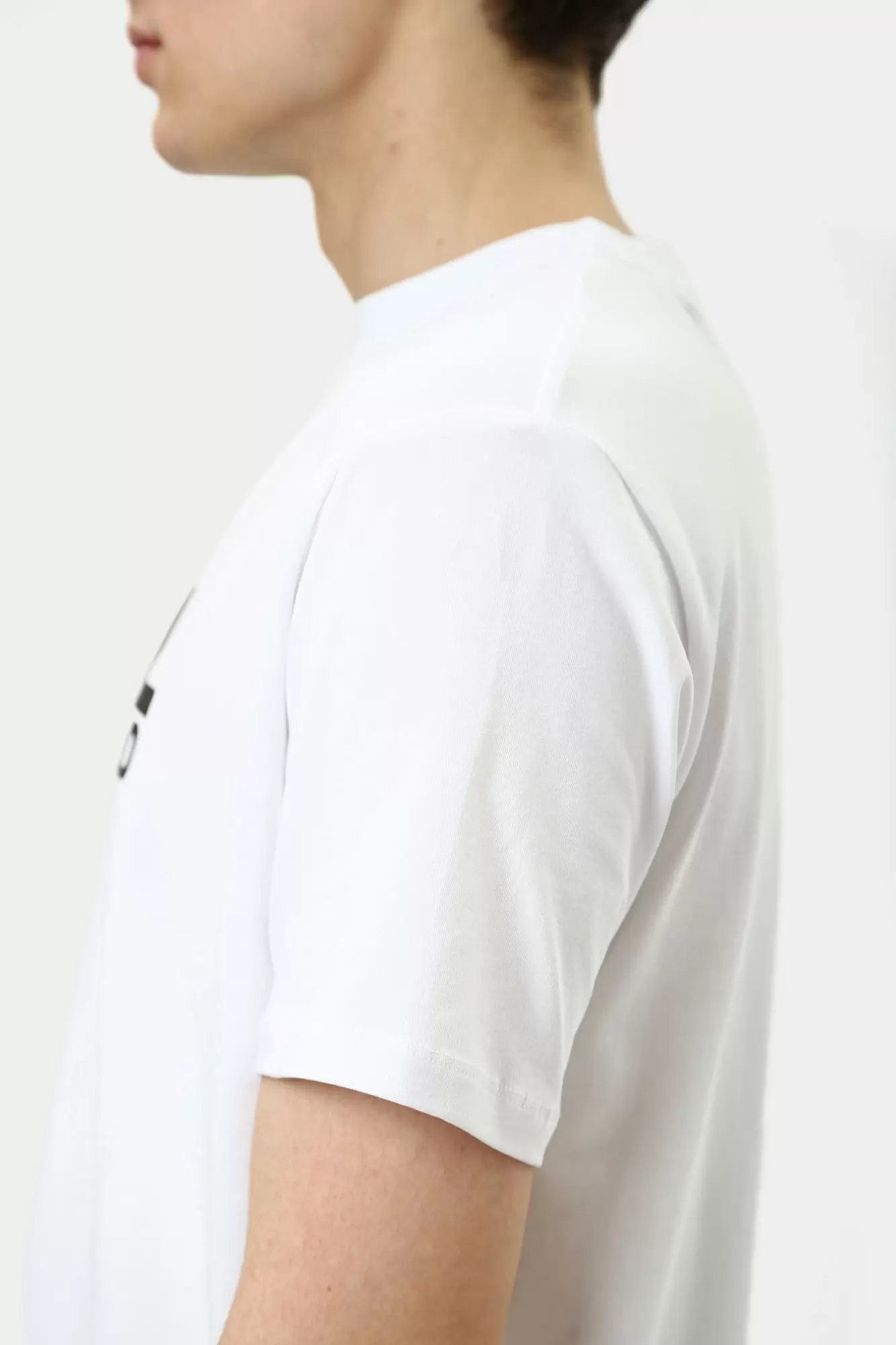 551235_755087 Футболка Karl Lagerfeld Белый