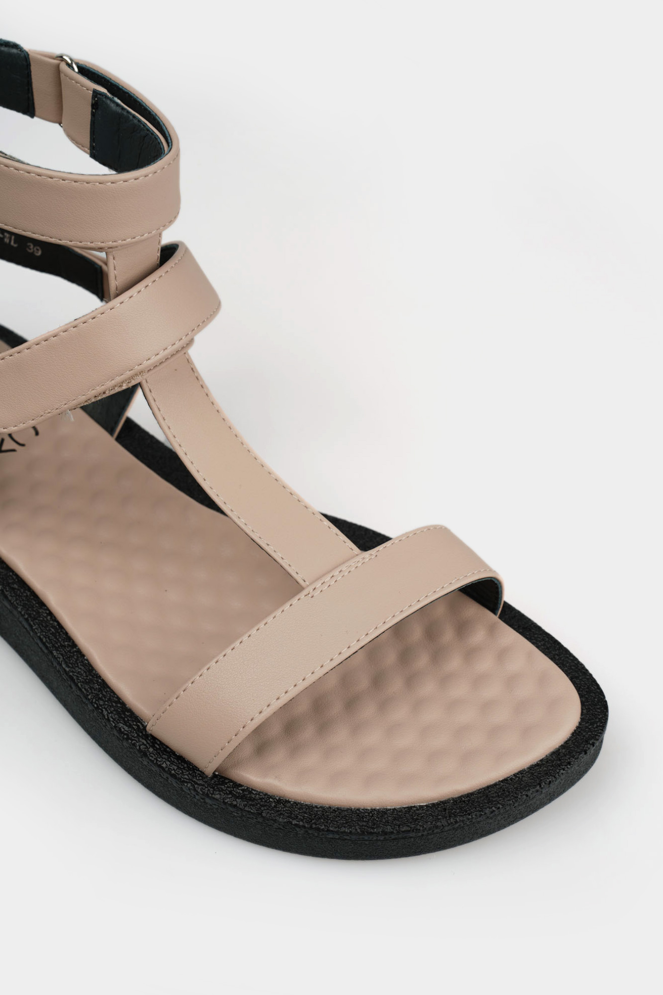 MC17206-WL Сандалии Marc Cony Бежевый