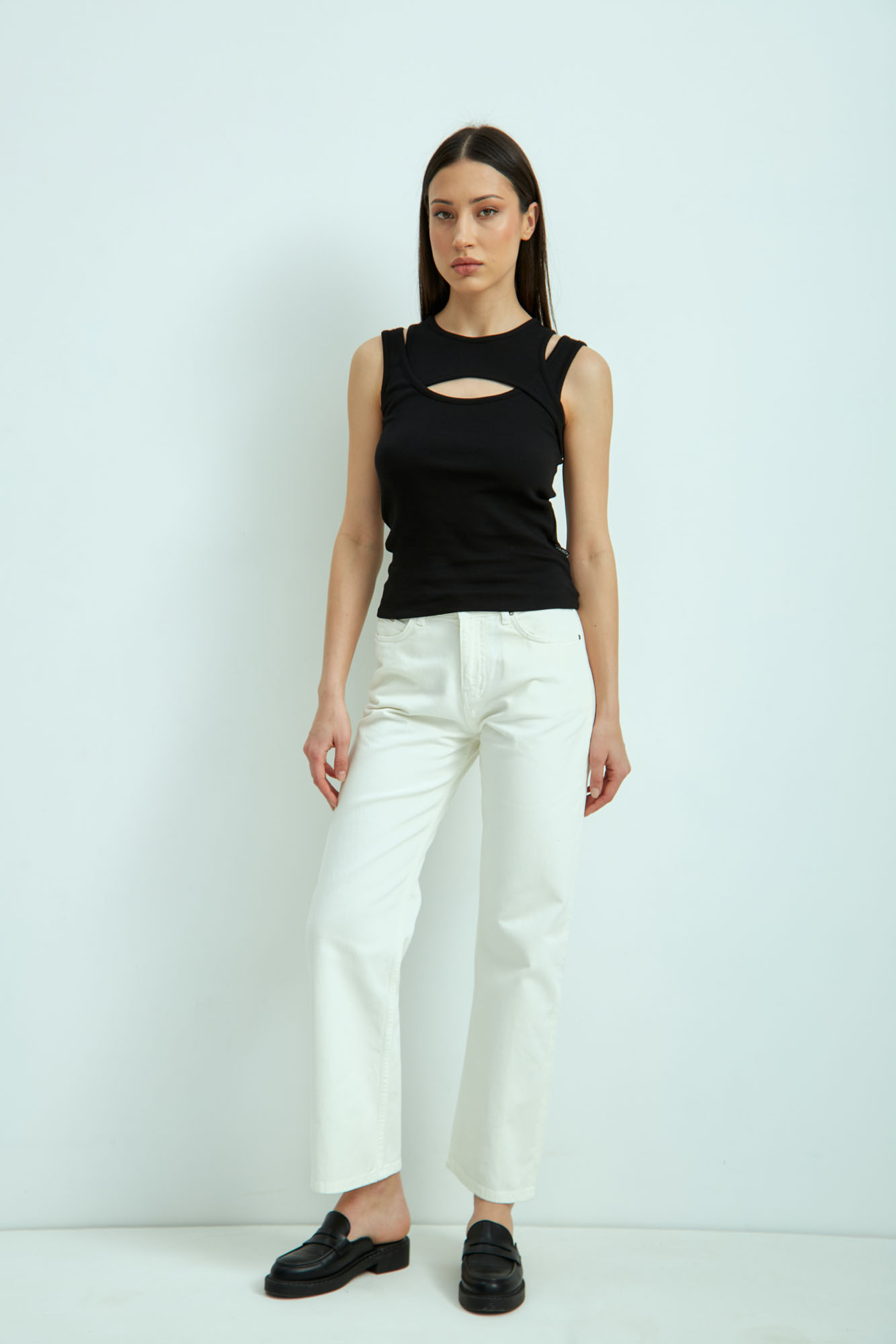 VW-OMA-33-020 джинсы straight  van mich 