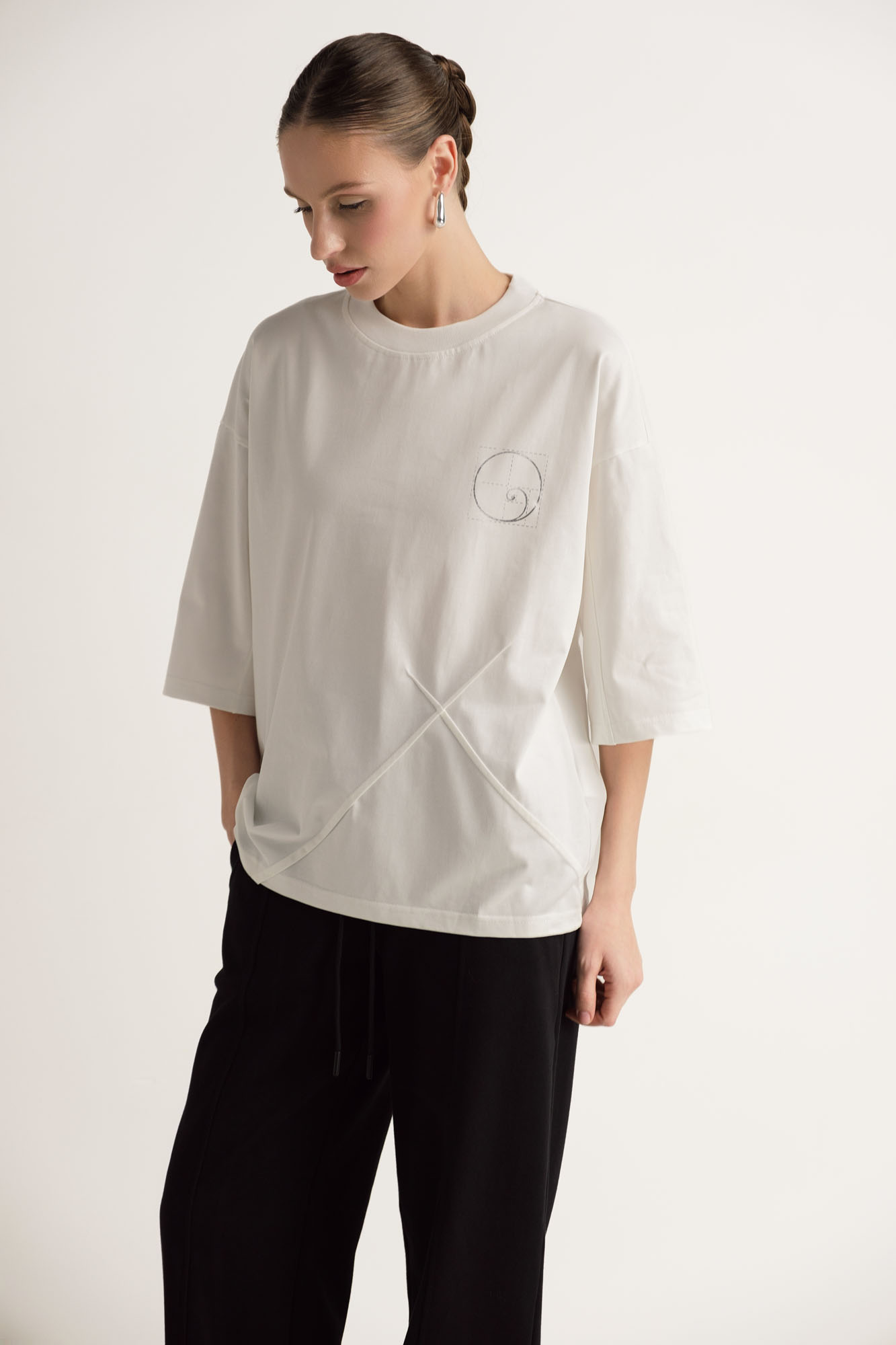 W-242-P-22-0032 футболка the hills 