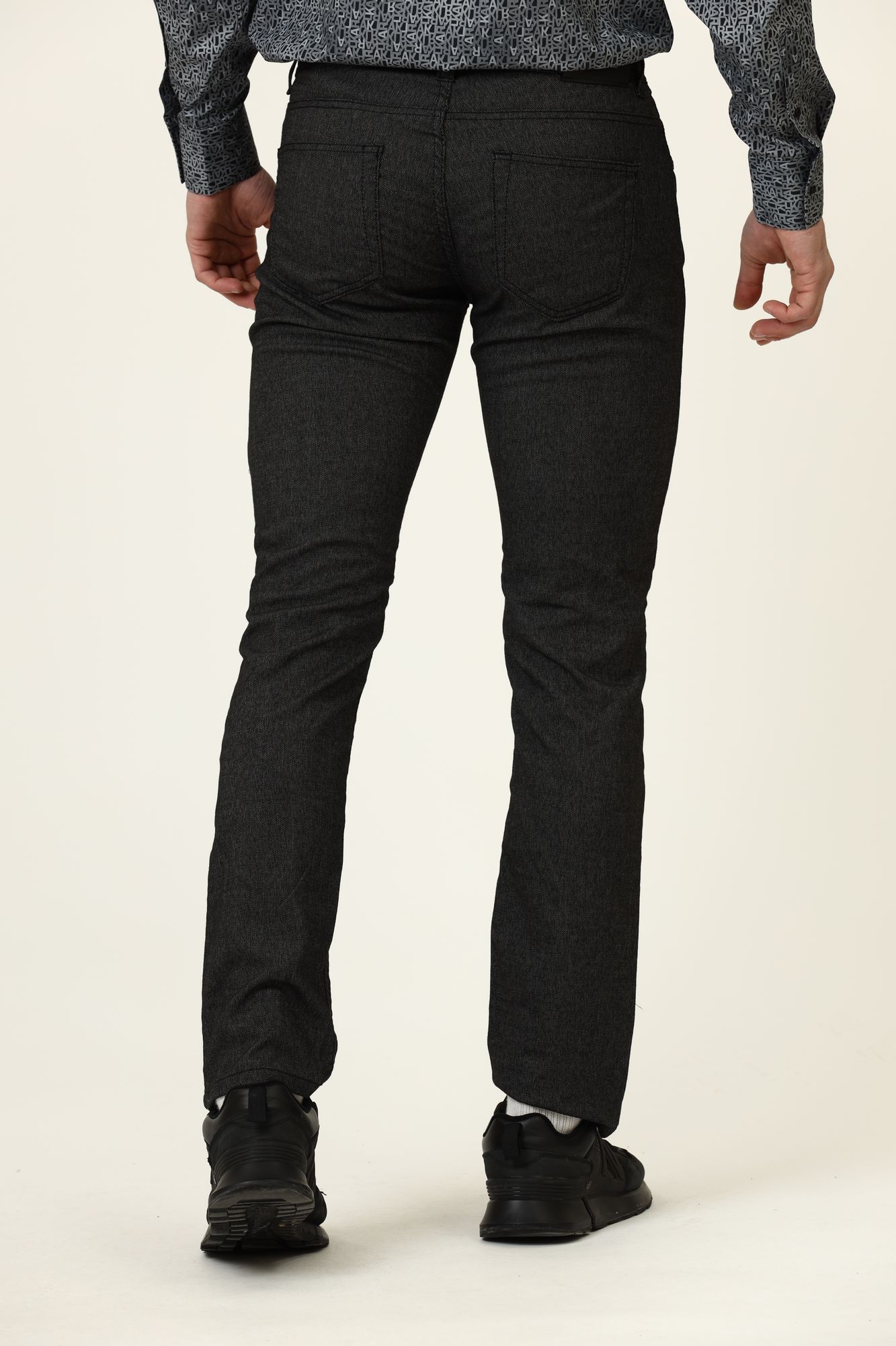 502816_265840 Брюки 5-карманные Karl Lagerfeld Черный