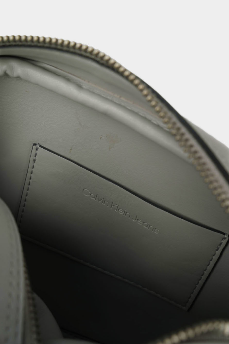K60K612220 Сумка Calvin Klein Jeans Серый
