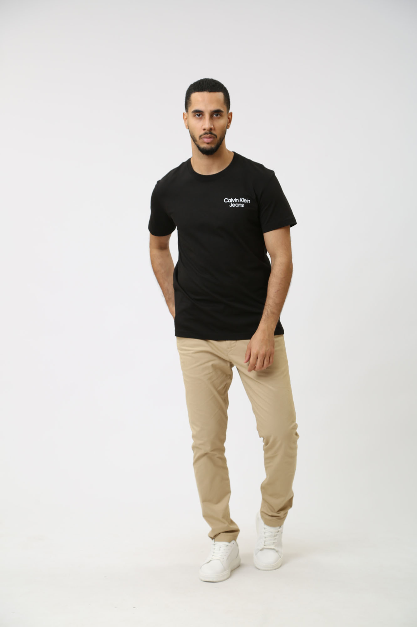 J30J325186 Футболка Calvin Klein Jeans Черный