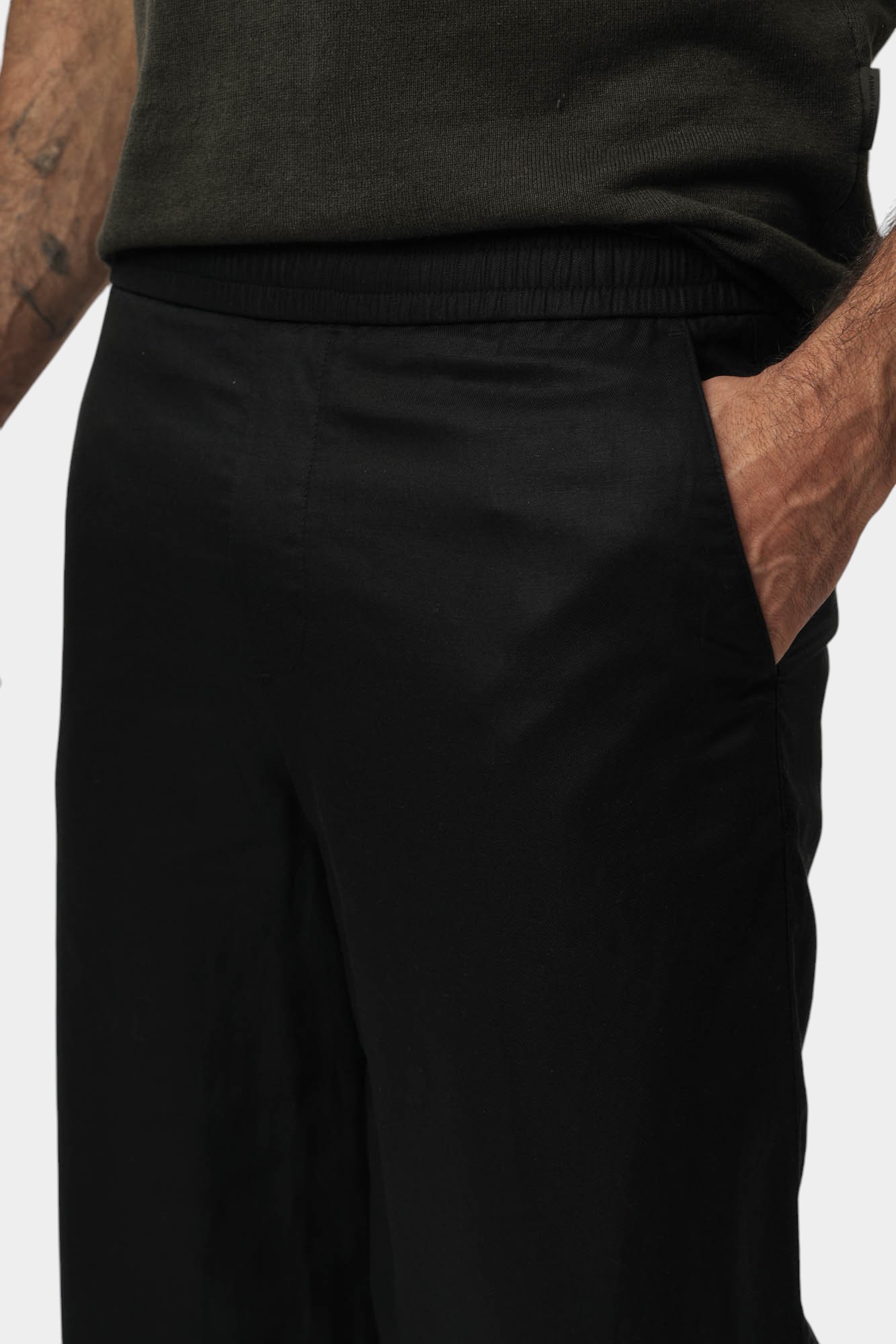 XM000655_AF13180 Брюки льняные Armani Exchange Черный