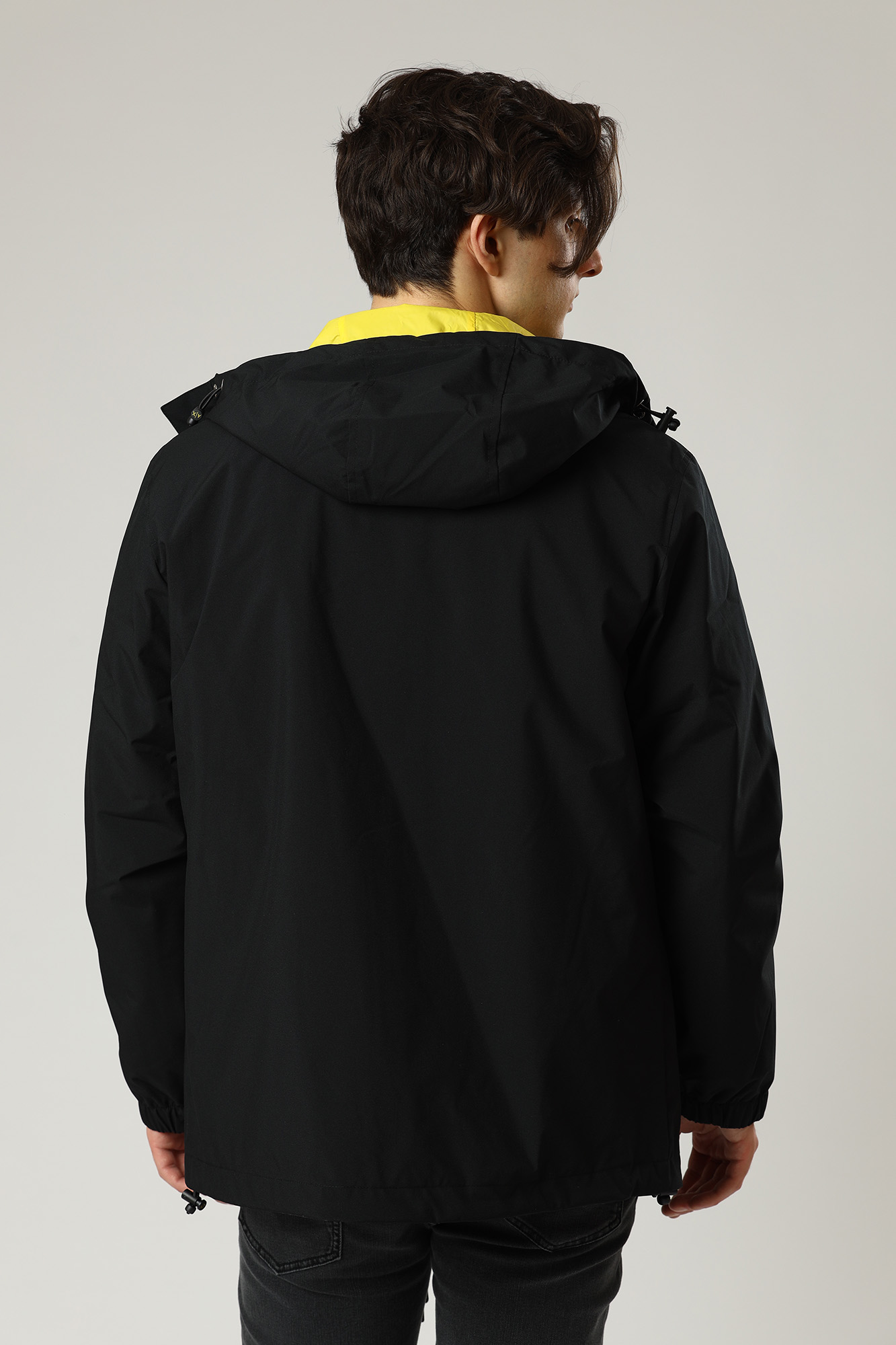 3LZK21_ZNB7Z Куртка 2 в 1 Armani Exchange Черный